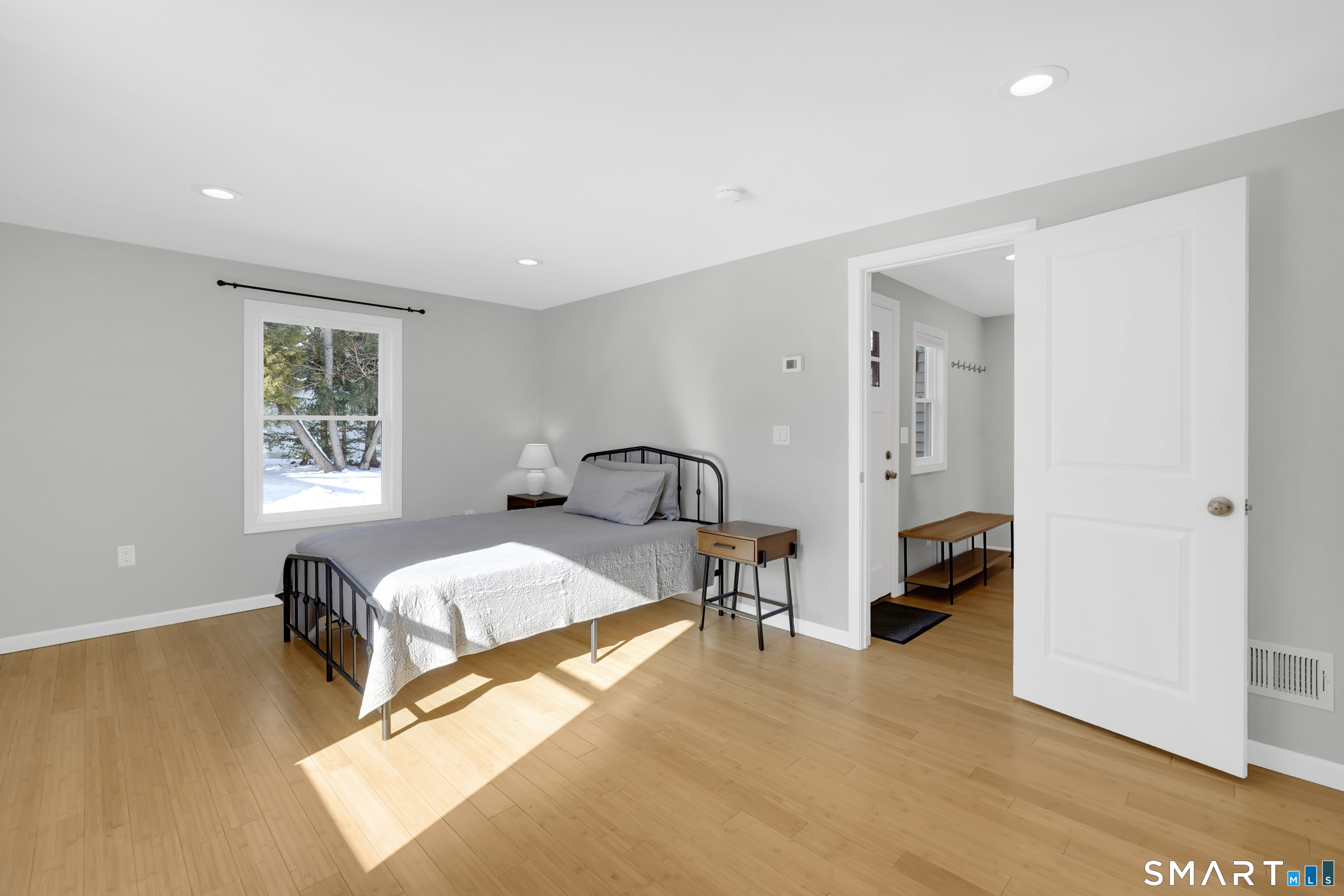 Photo 20 of 10 Elm Avenue, Enfield, CT