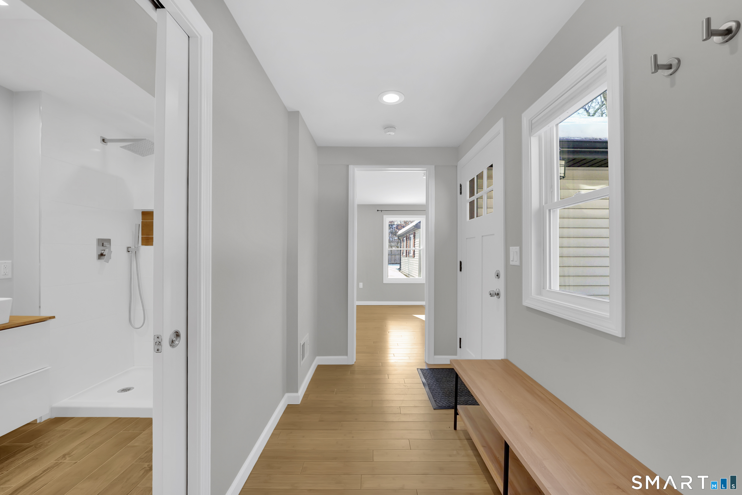 Photo 22 of 10 Elm Avenue, Enfield, CT