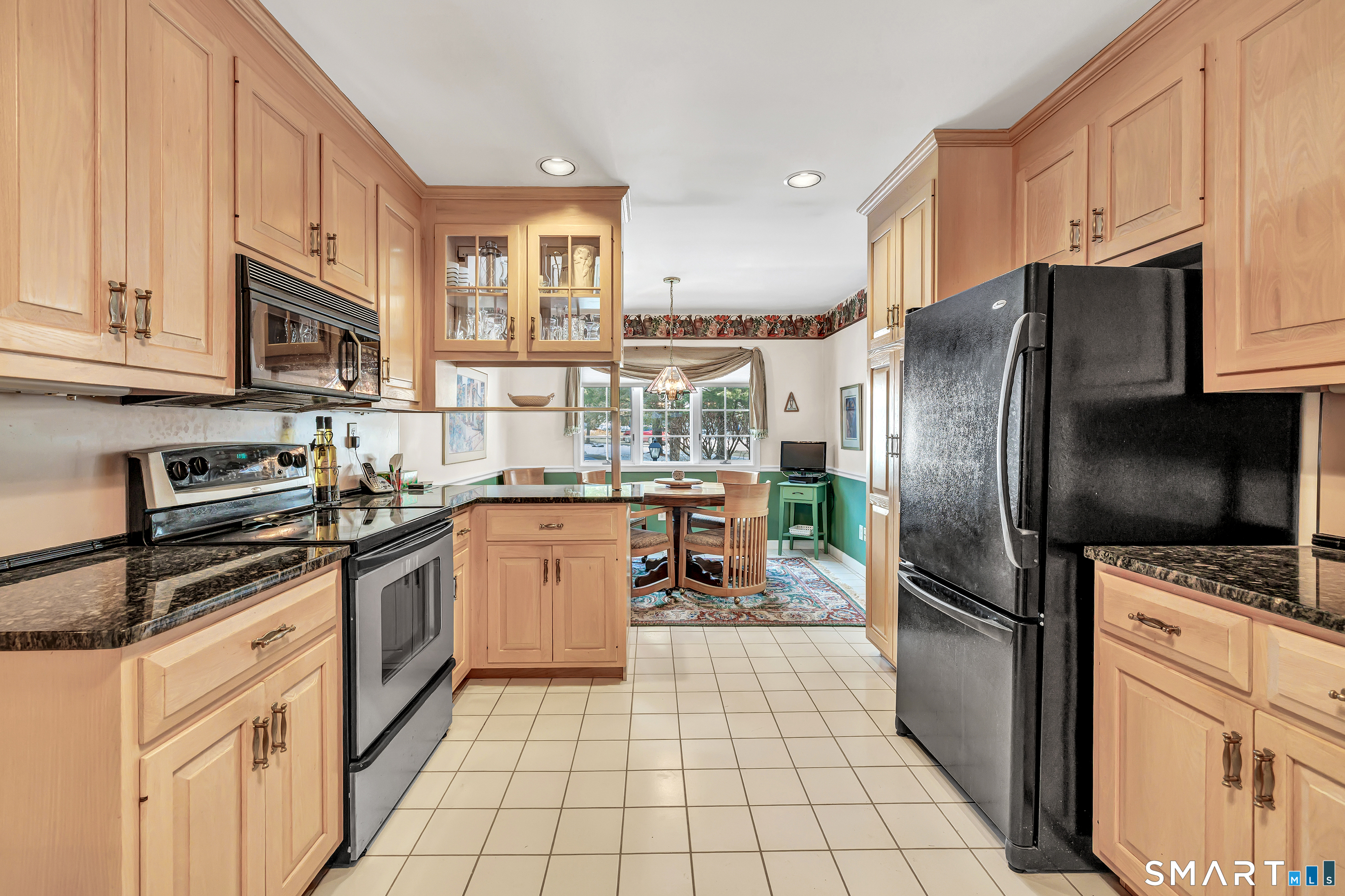 Homes for sale in Shelton, CT | 424 Navajo Loop #424, Shelton, CT 06484 | MLS# 24150204