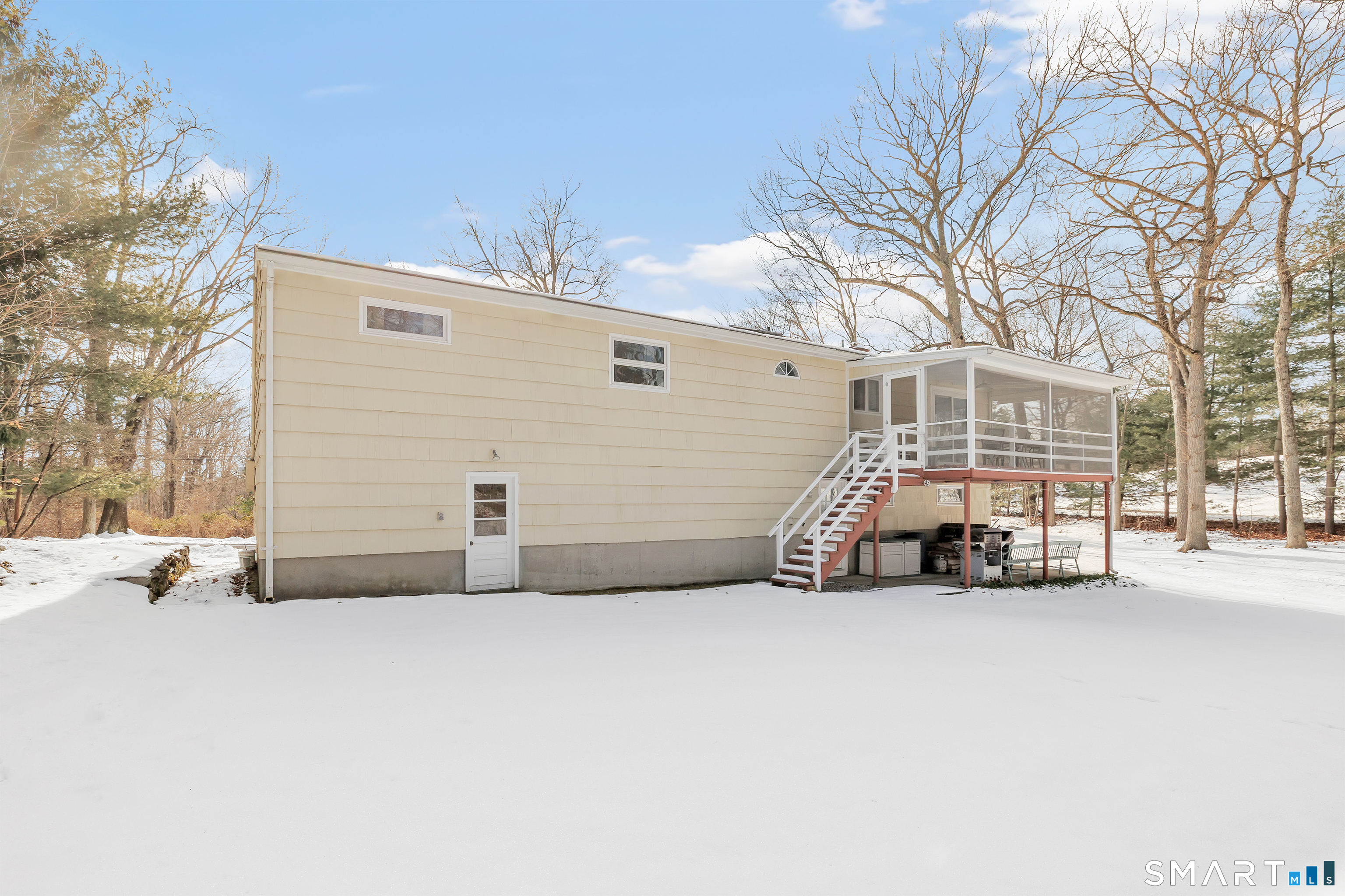 Homes for sale in Shelton, CT | 71 Laurel Wood Dr, Shelton, CT 06484 | MLS# 24149806