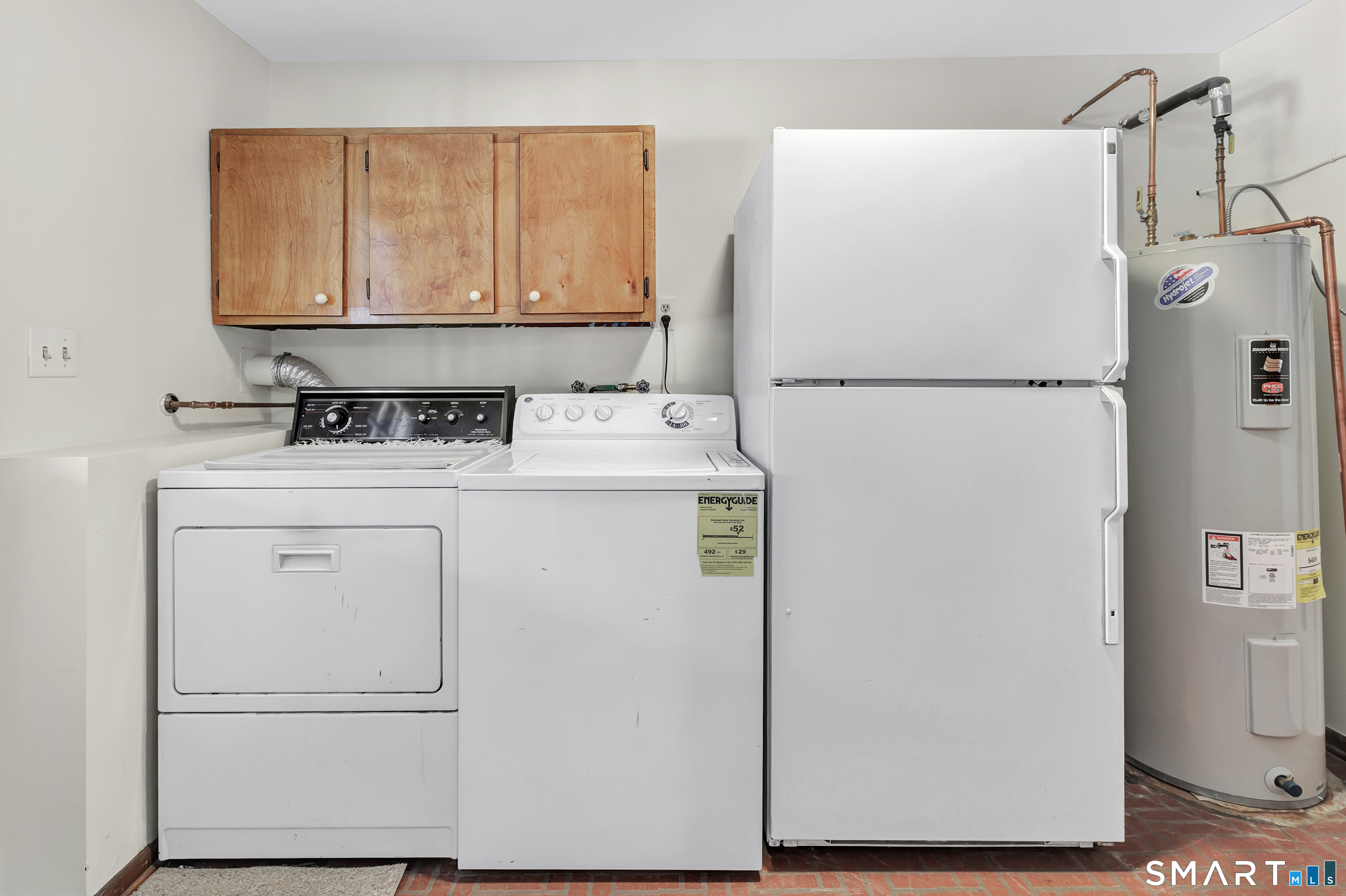 Homes for sale in Shelton, CT | 71 Laurel Wood Dr, Shelton, CT 06484 | MLS# 24149806