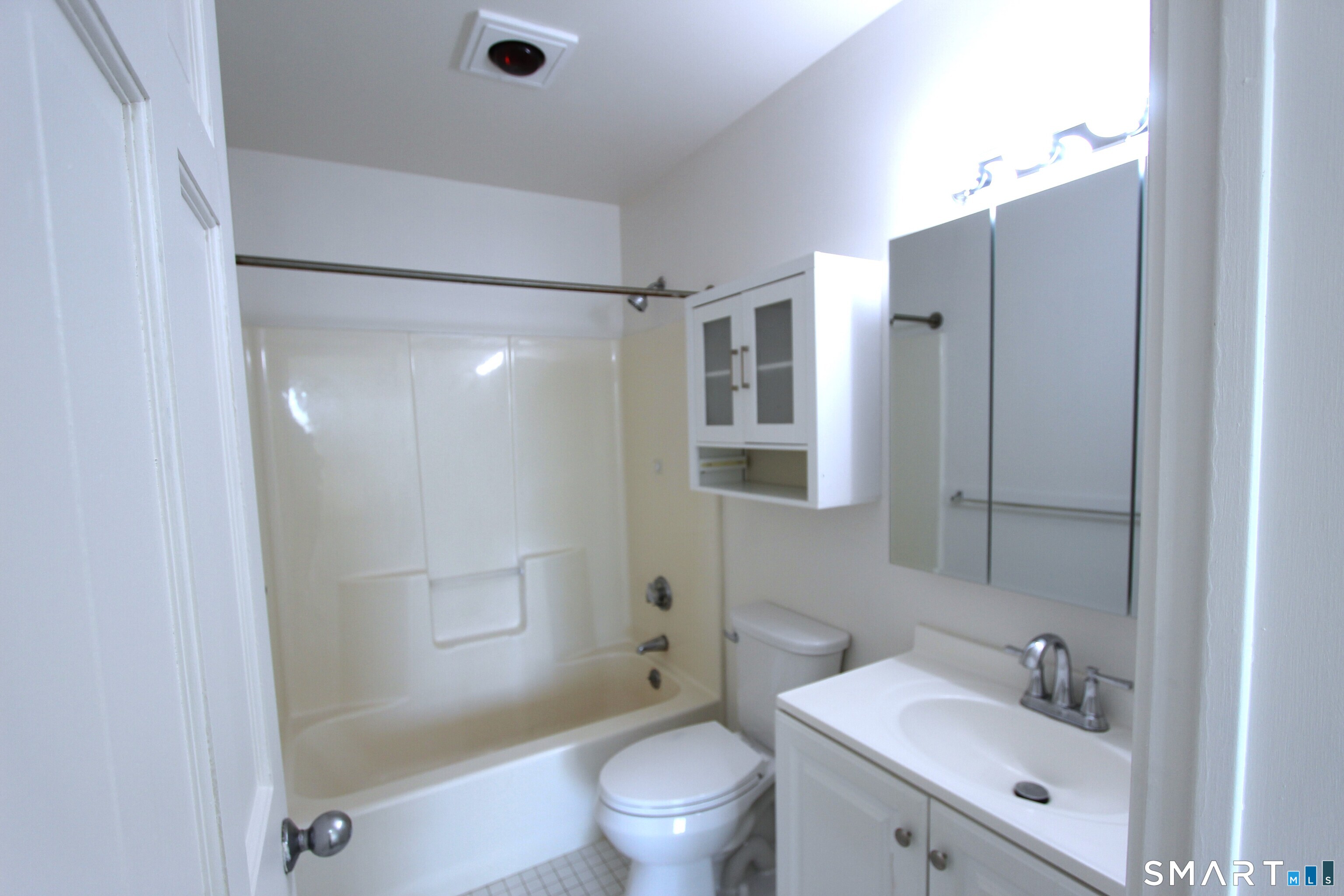 Homes for sale in Fairfield, CT | 1838 Black Rock Turnpike #207, Fairfield, CT 06825 | MLS# 24150777