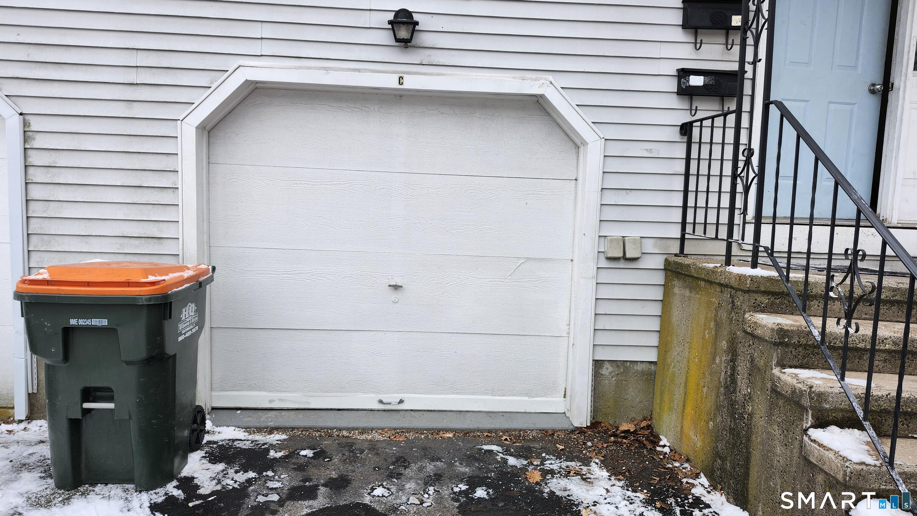 Homes for sale in Meriden, CT | 70 Andrews St #3, Meriden, CT 06451 | MLS# 24150750