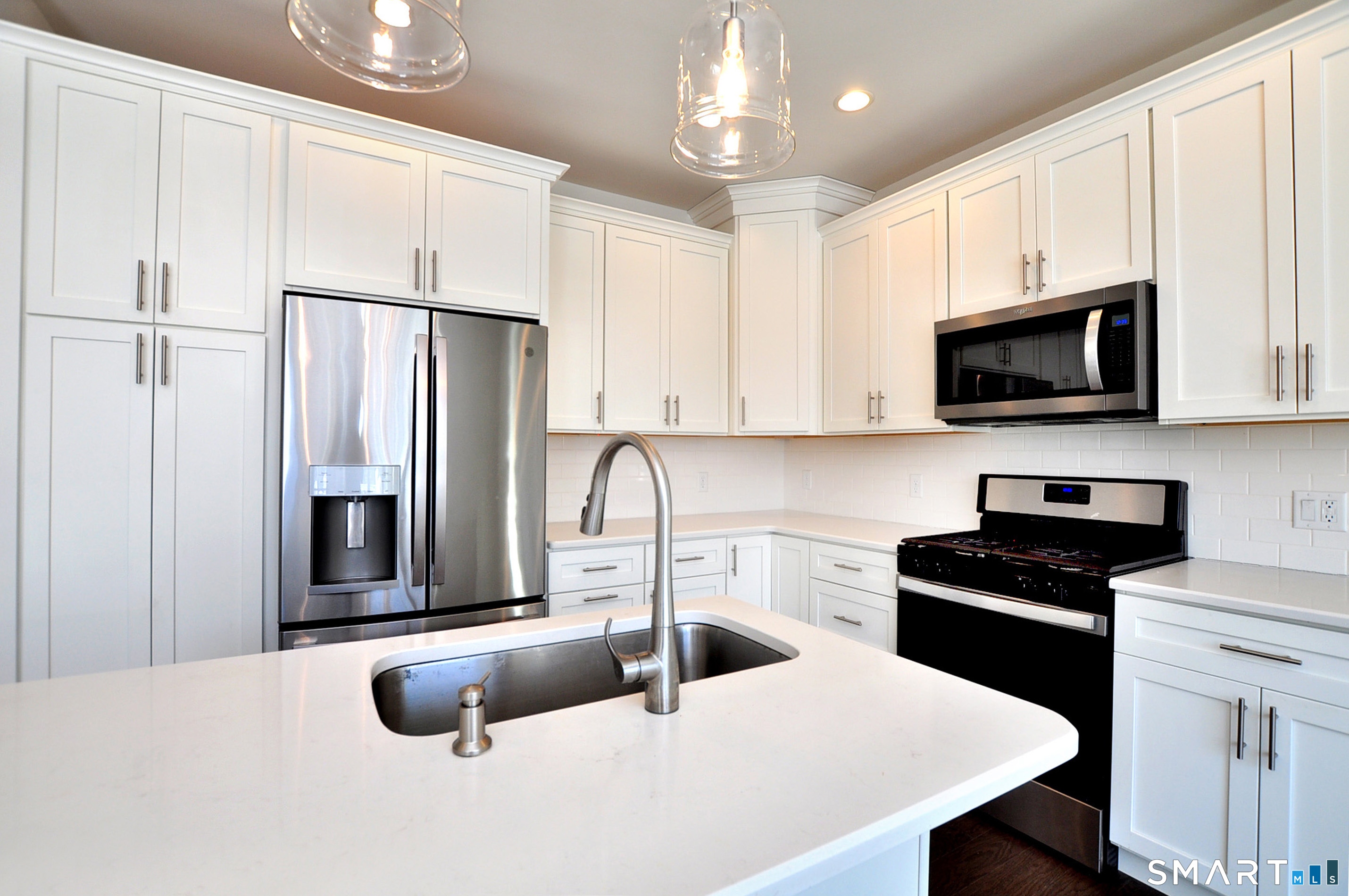 Photo 8 of 149 Ridgewood Drive, Middlebury, CT