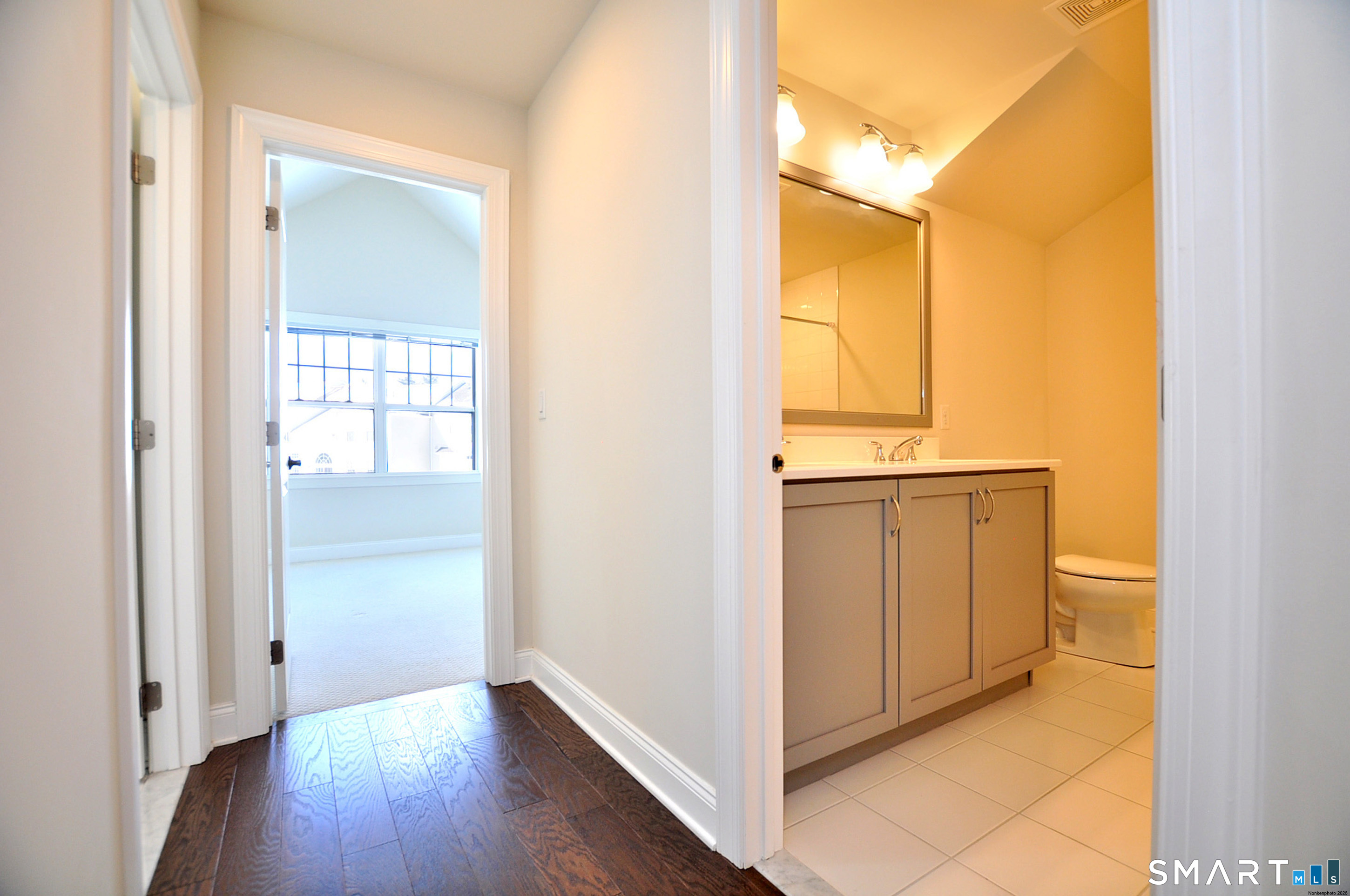 Photo 19 of 149 Ridgewood Drive, Middlebury, CT