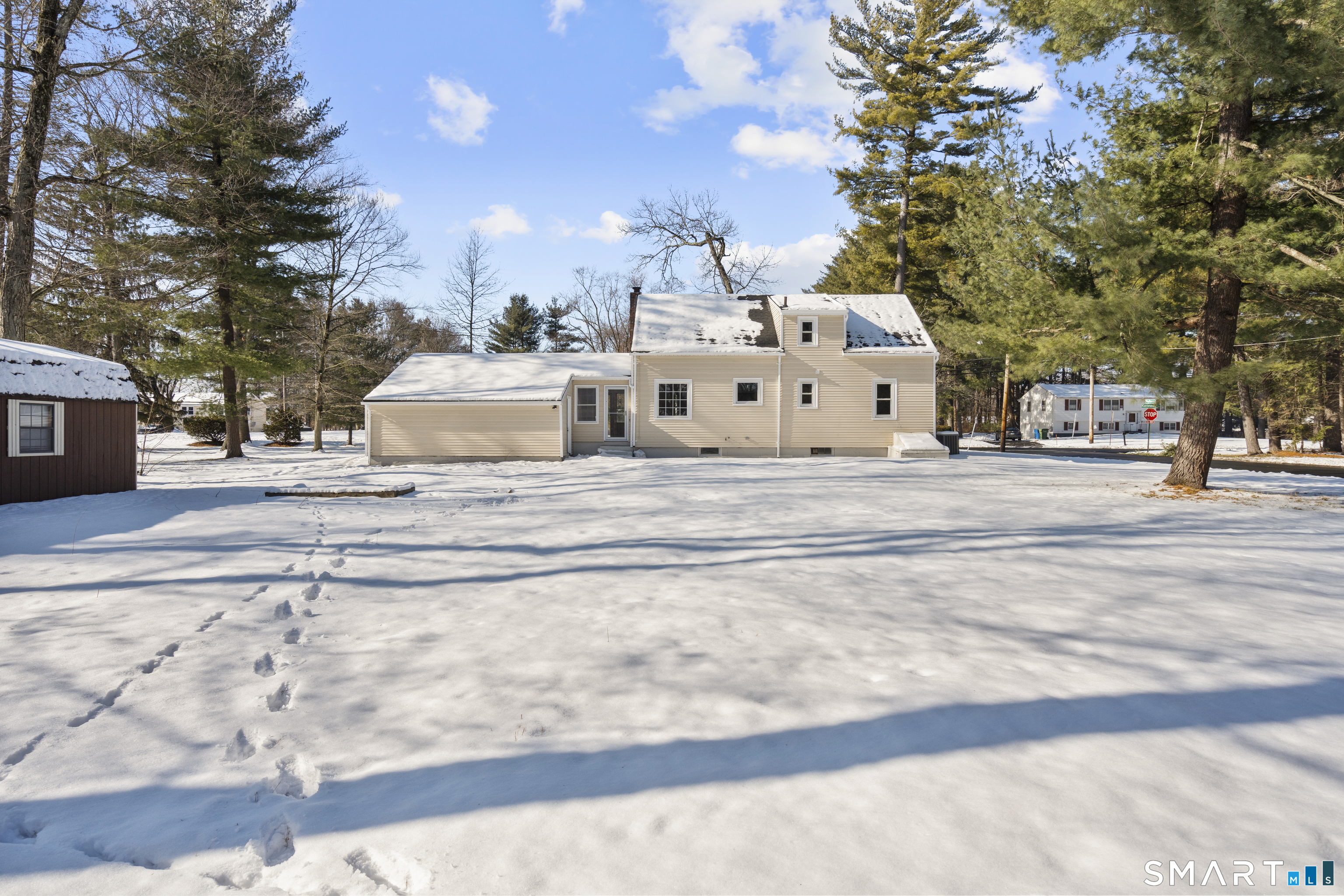 Photo 33 of 608 Kennedy Road, Windsor, CT