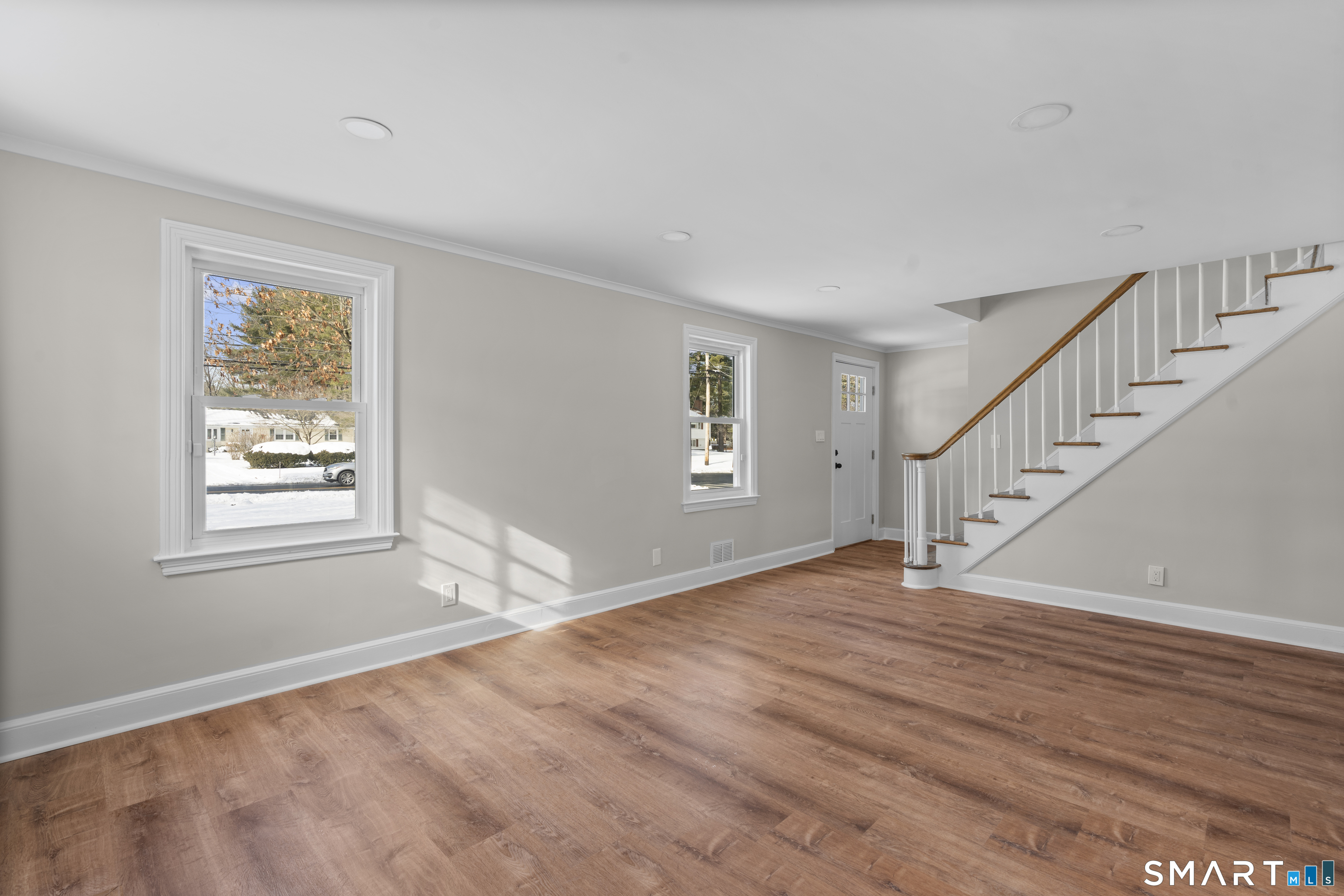 Photo 7 of 608 Kennedy Road, Windsor, CT