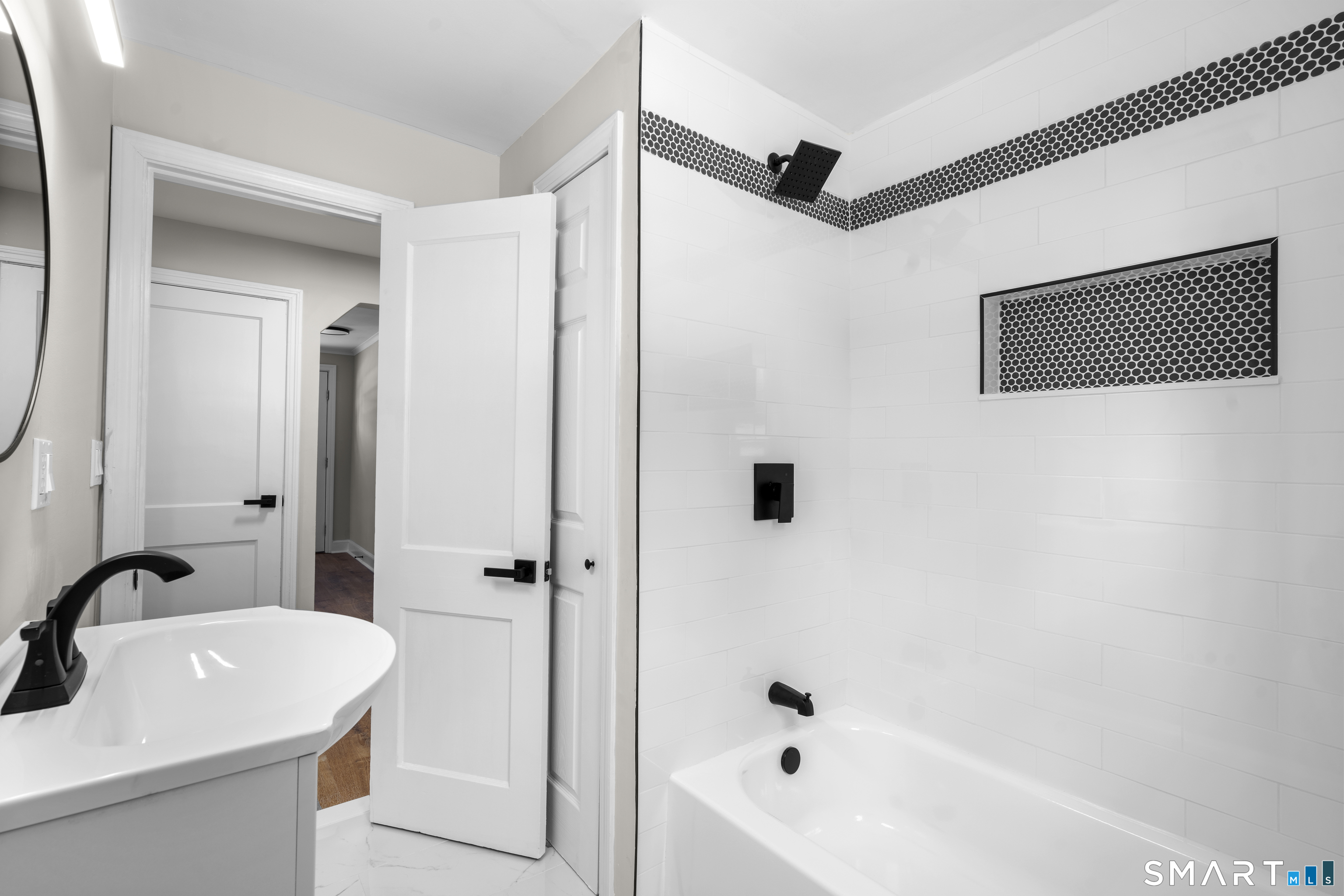 Photo 25 of 608 Kennedy Road, Windsor, CT