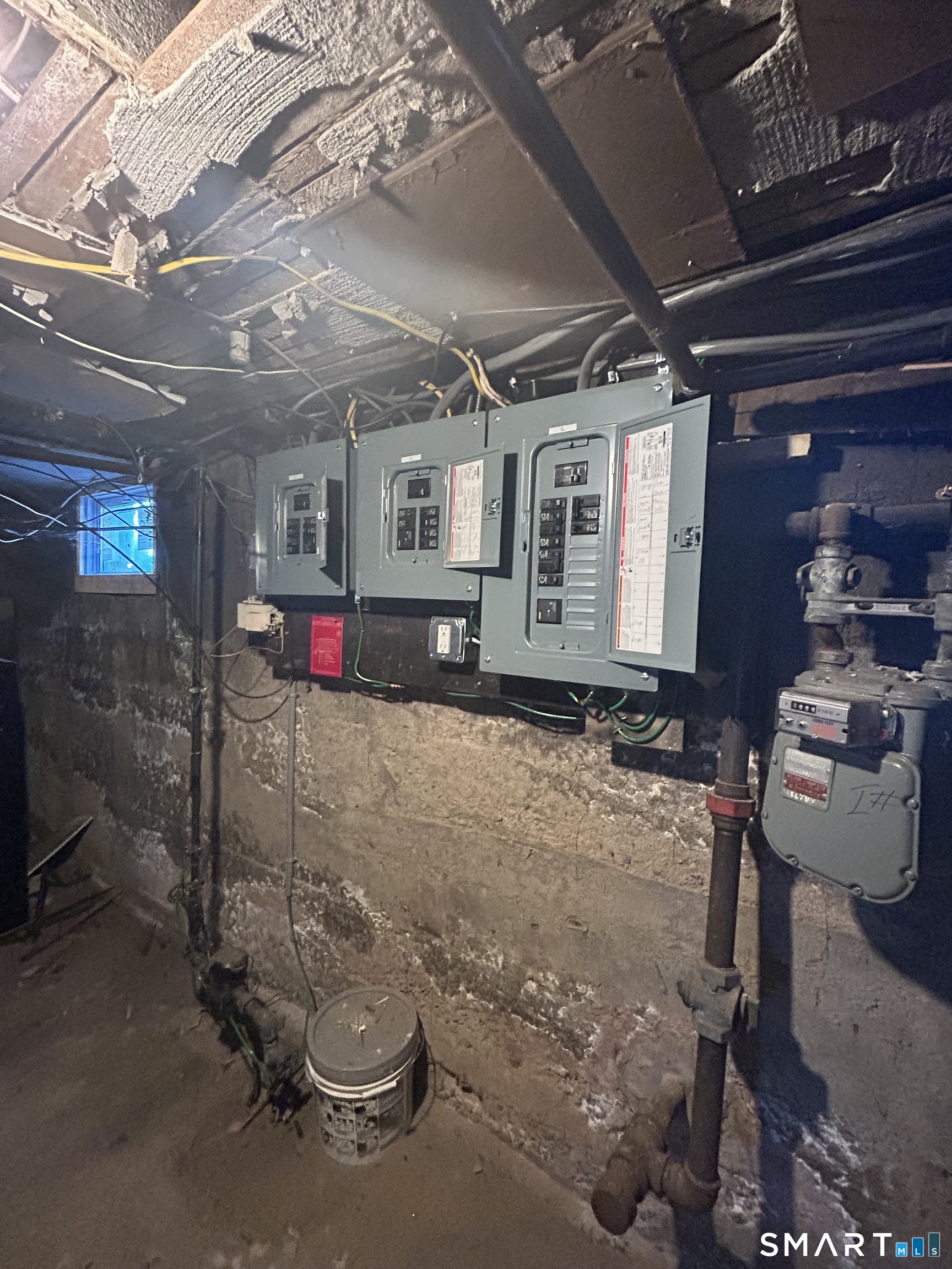 Homes for sale in Hartford, CT | 57 Love Ln, Hartford, CT 06112 | MLS# 24150797