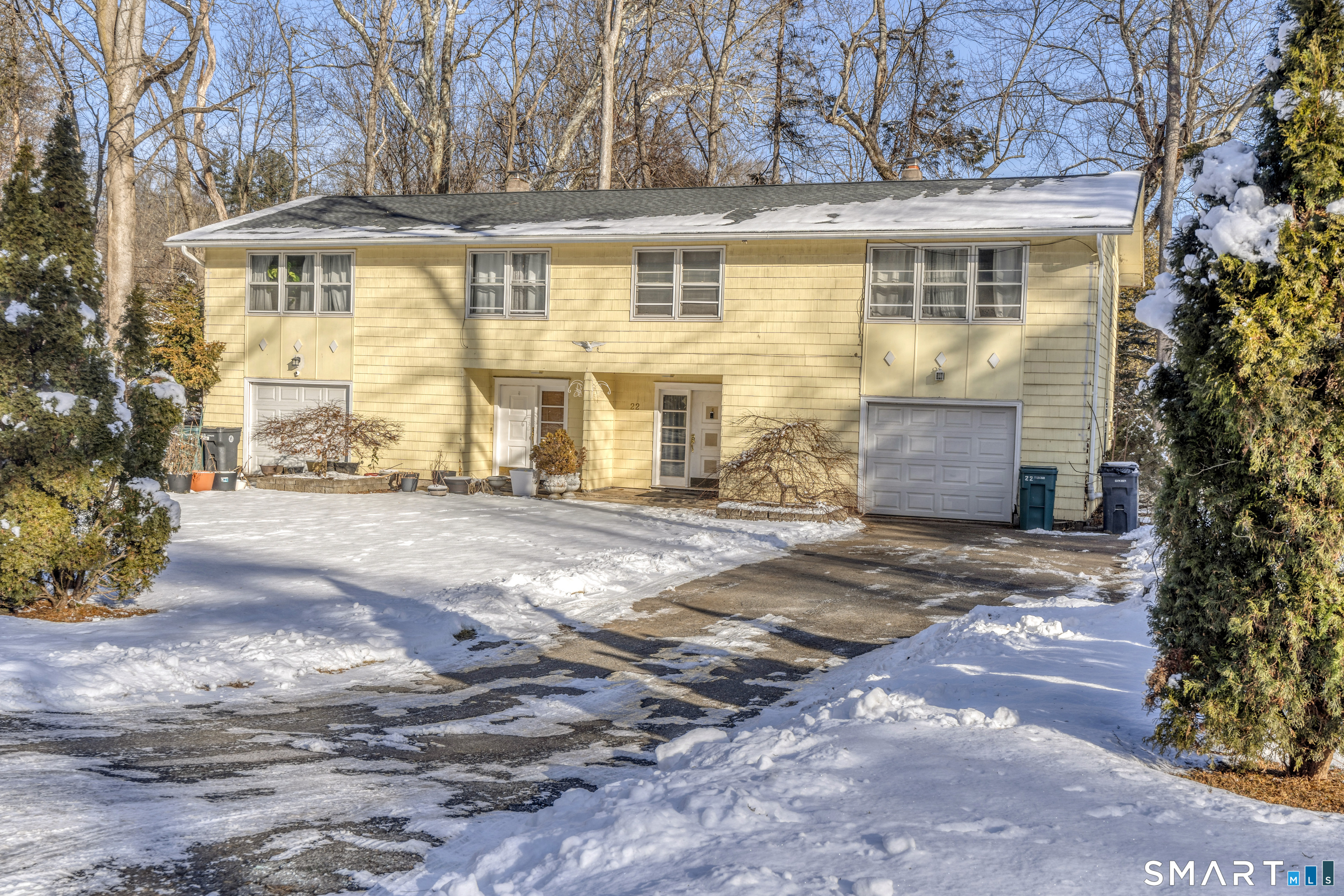 Homes for sale in Cheshire, CT | 18 Fernwood Ln, Cheshire, CT 06410 | MLS# 24149639