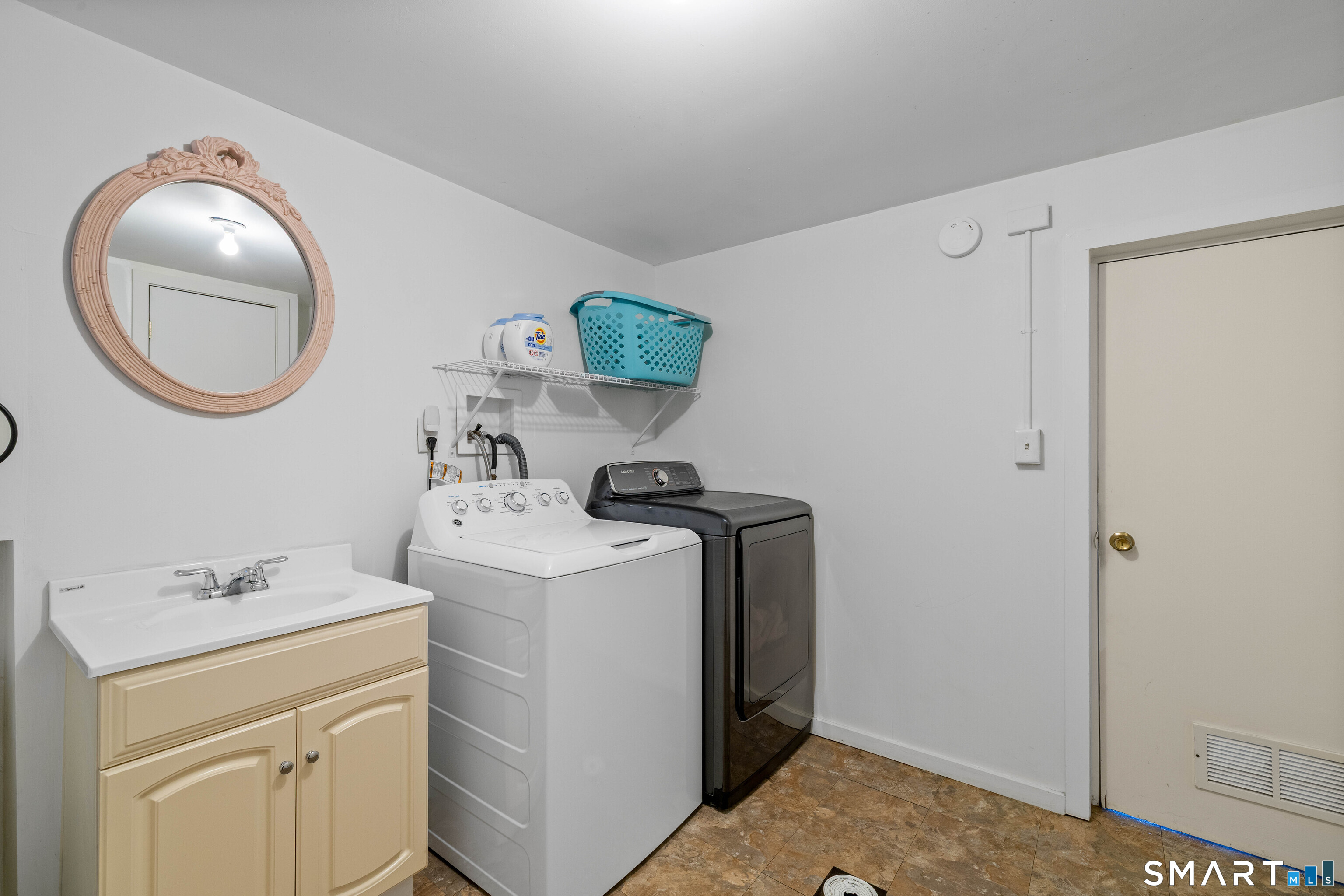 Photo 38 of 65 Grassy Hill Road, Old Lyme, CT