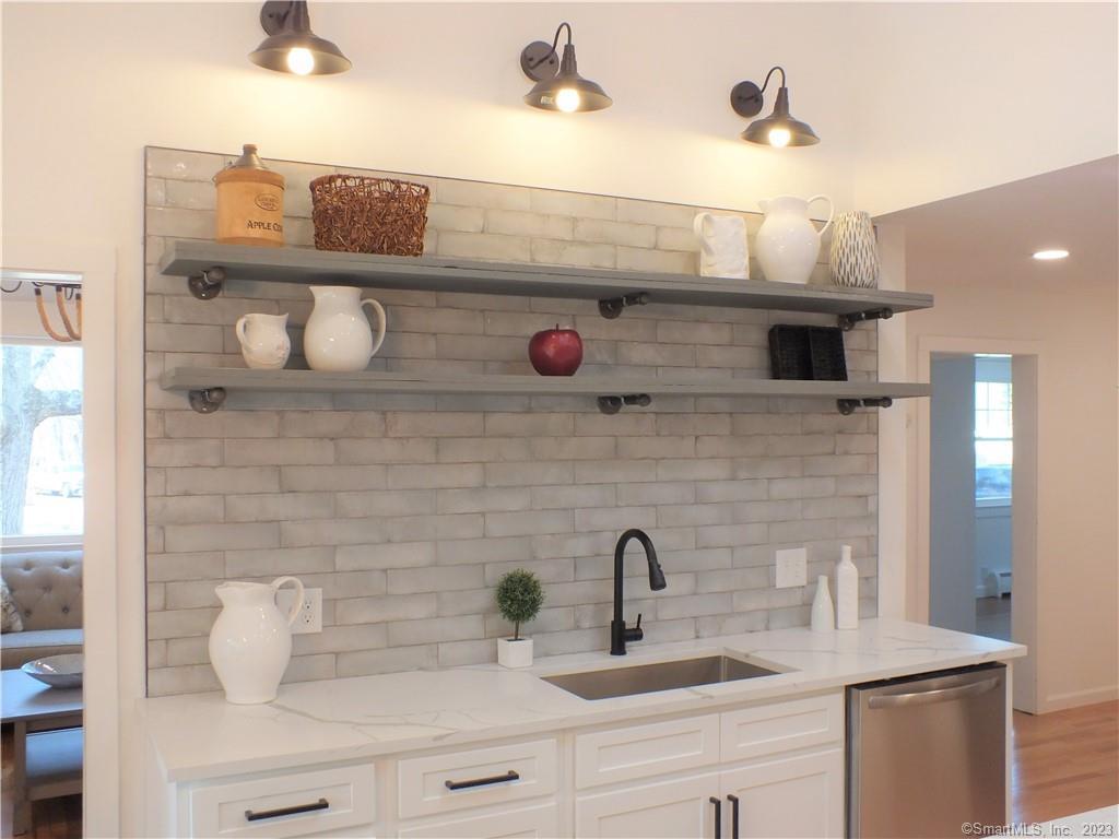 Homes for sale in Orange, CT | 1025 Willard Rd, Orange, CT 06477 | MLS# 24150833