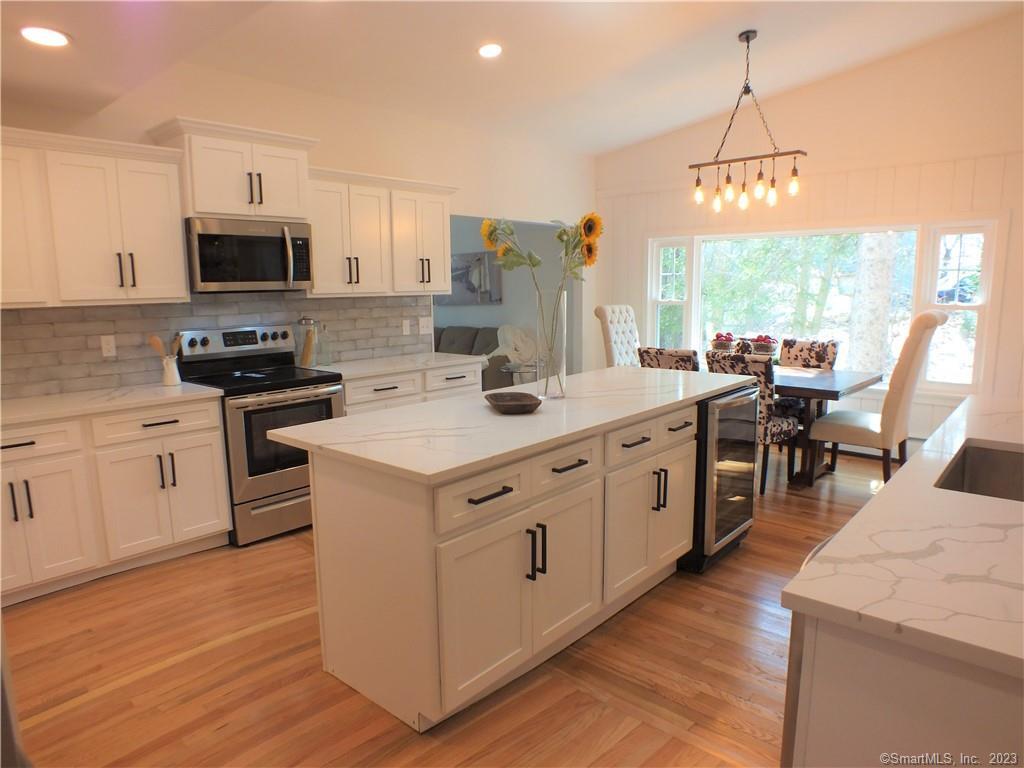 Homes for sale in Orange, CT | 1025 Willard Rd, Orange, CT 06477 | MLS# 24150833