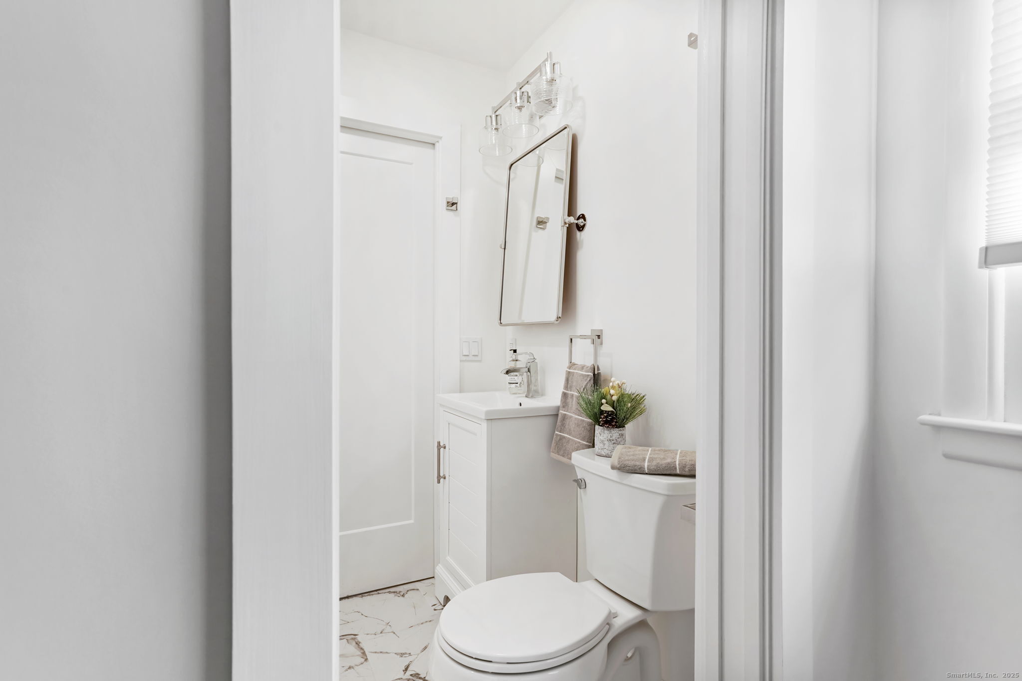 Photo 26 of 132 Toll House Lane, Fairfield, CT