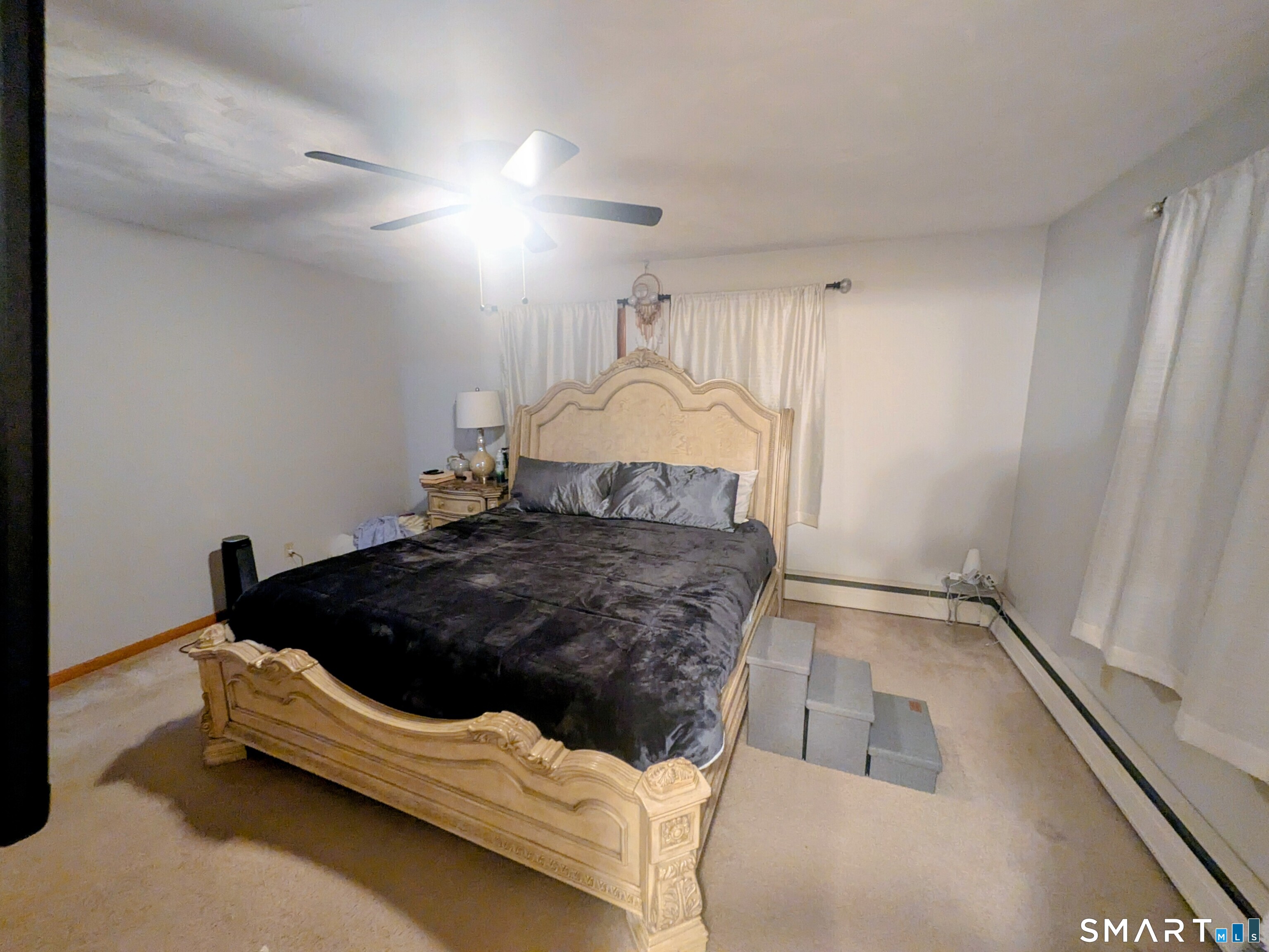 Homes for sale in Oxford, CT | 30 Fairfield Rd, Oxford, CT 06478 | MLS# 24149689