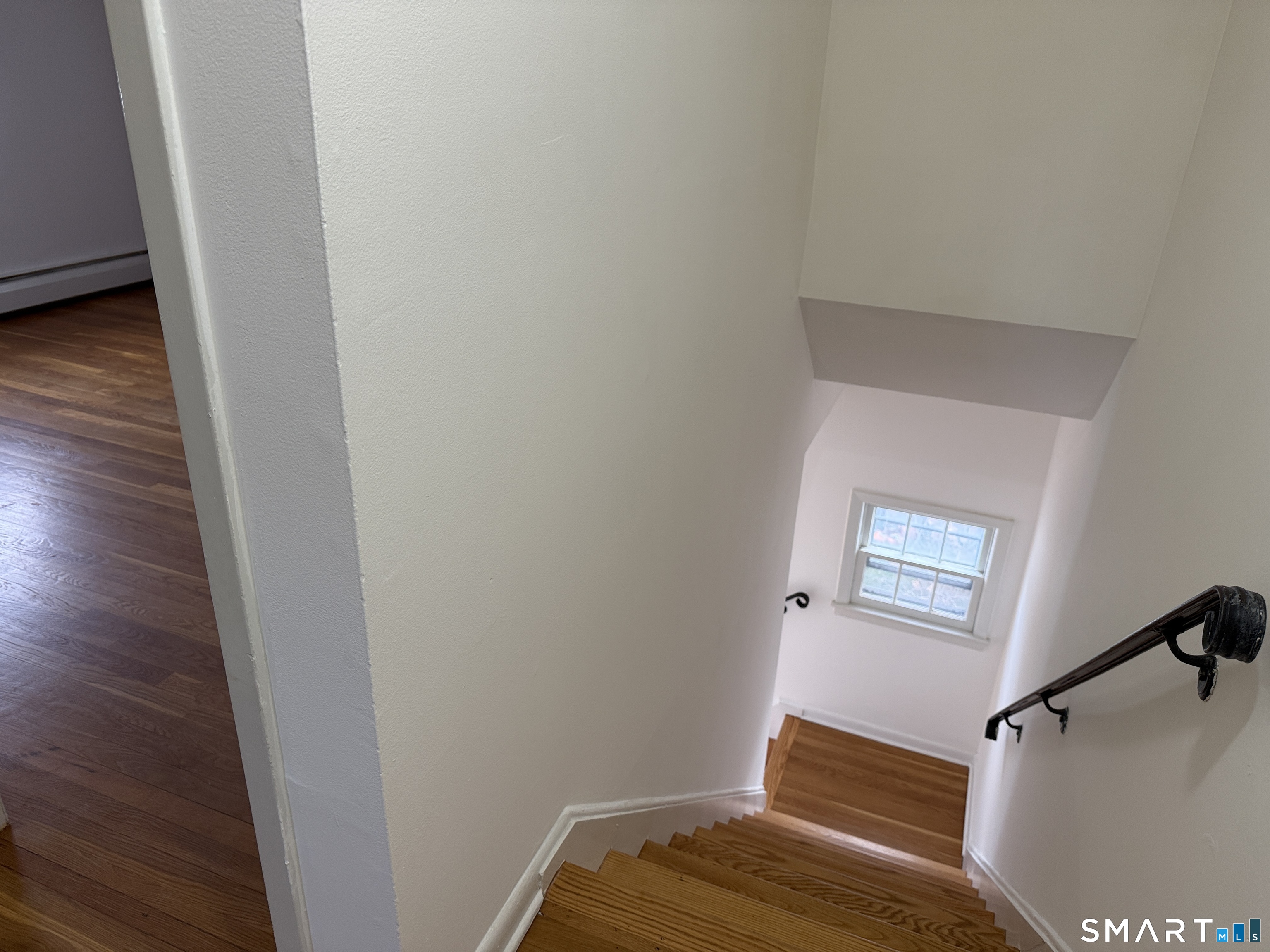 Photo 7 of 4 Elmwood Street, Stamford, CT