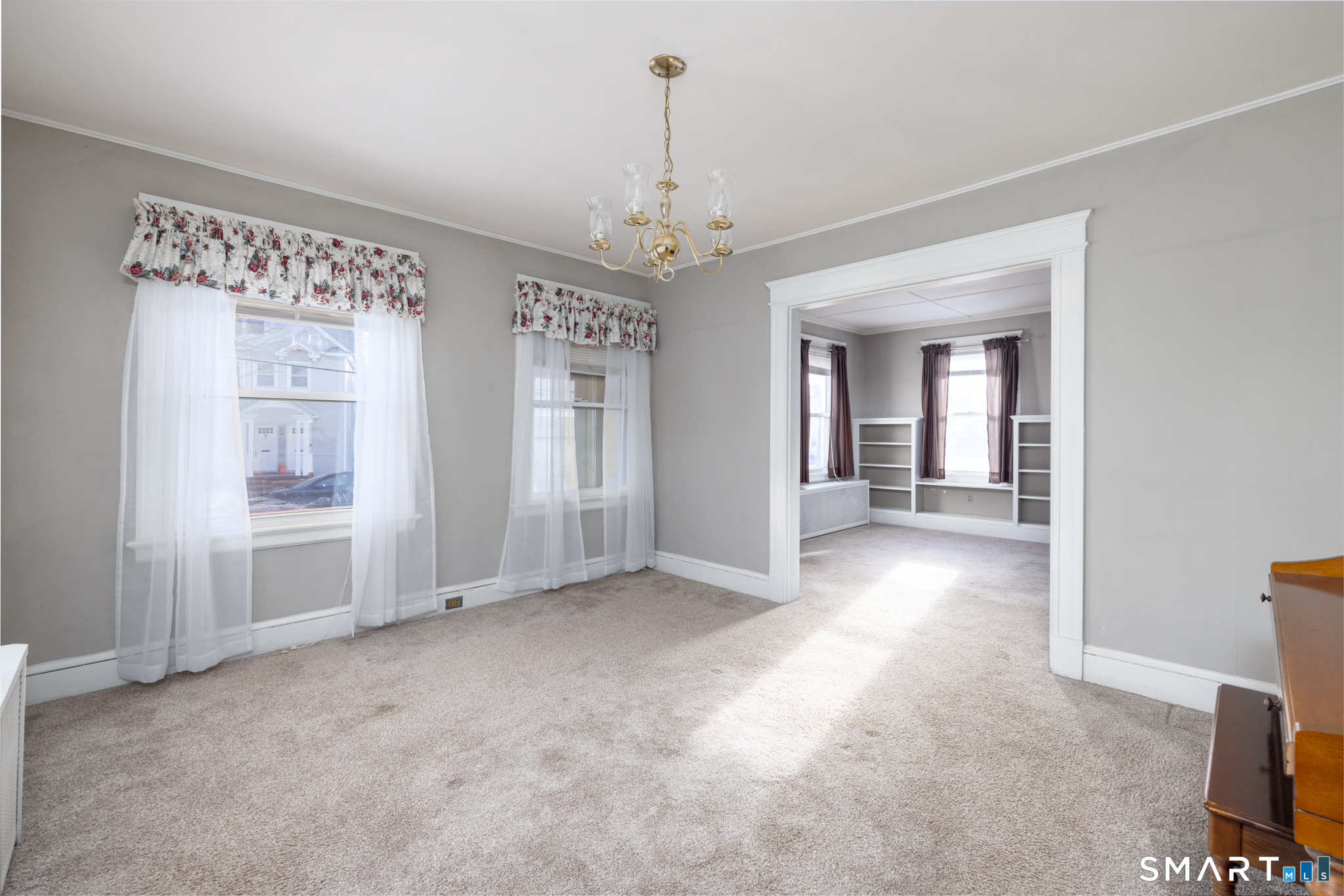 Photo 6 of 173 Farmington Avenue, Waterbury, CT