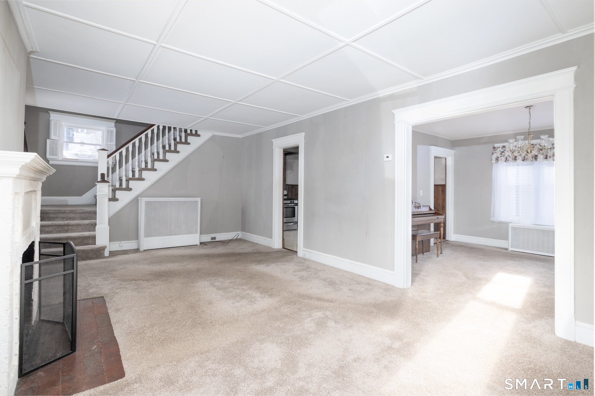 Photo 9 of 173 Farmington Avenue, Waterbury, CT