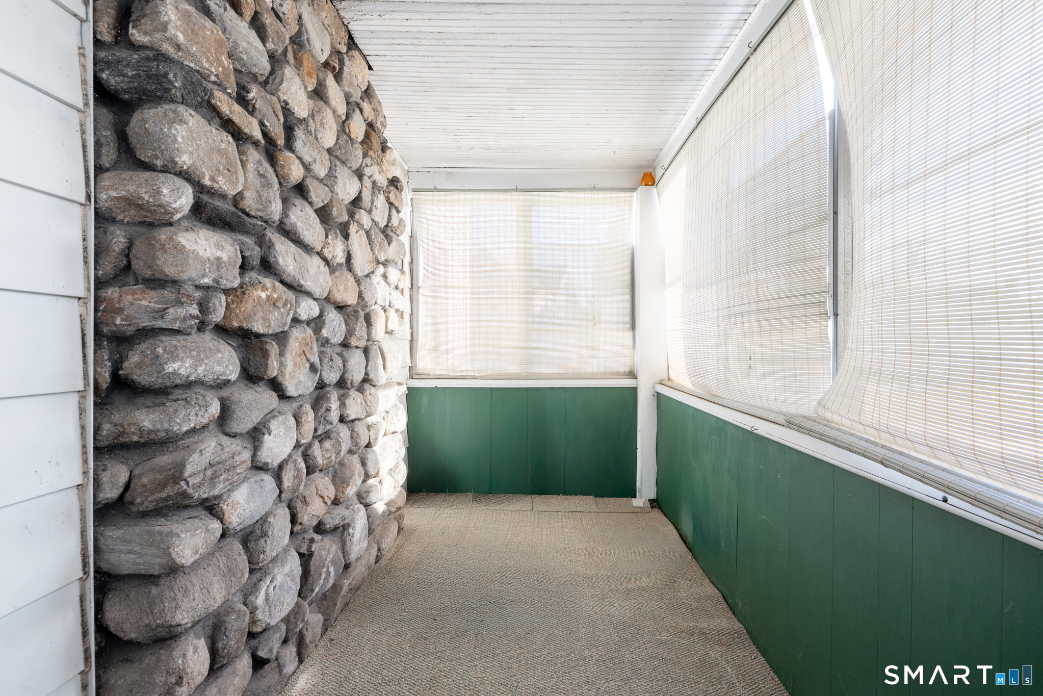 Photo 11 of 173 Farmington Avenue, Waterbury, CT