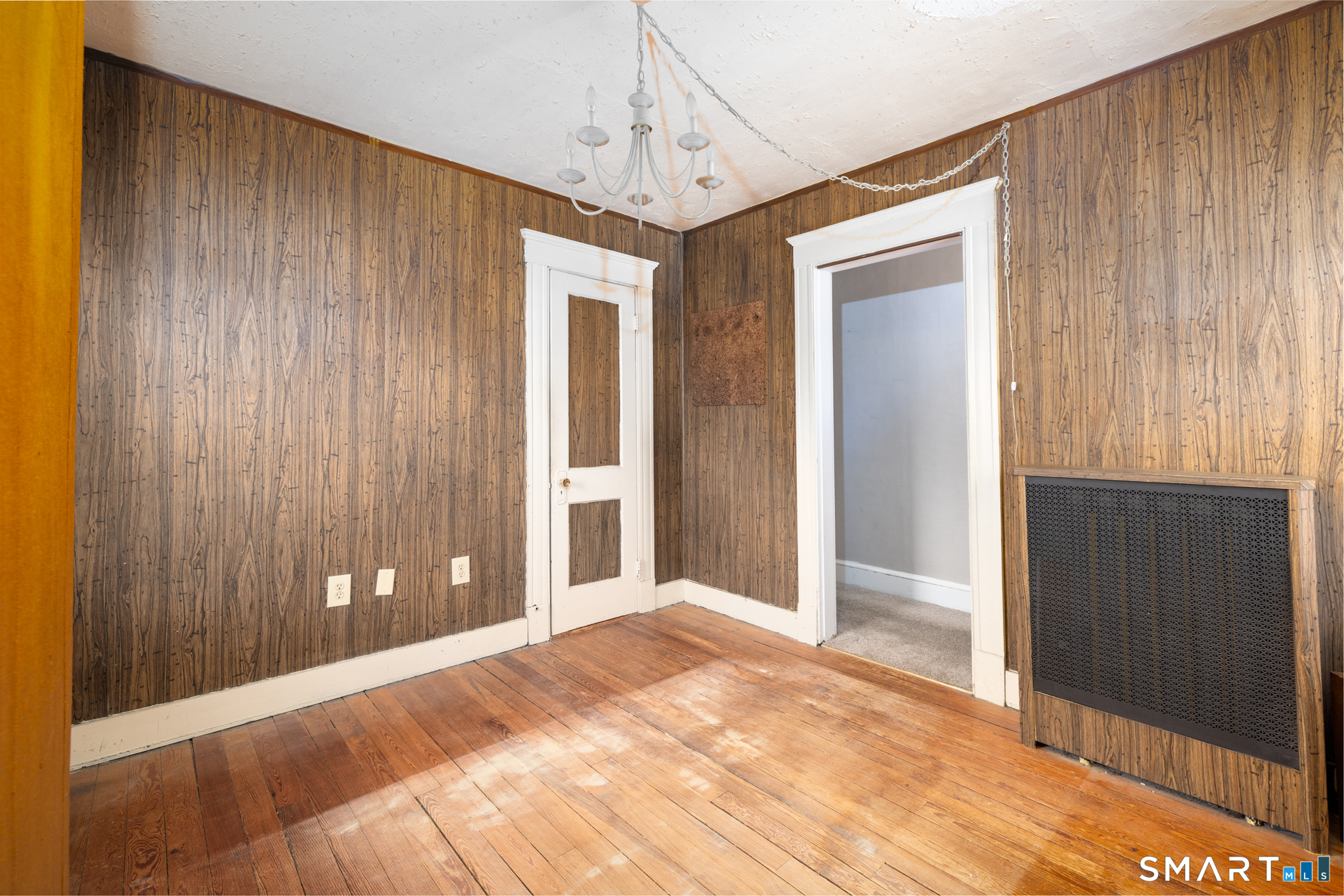 Photo 12 of 173 Farmington Avenue, Waterbury, CT