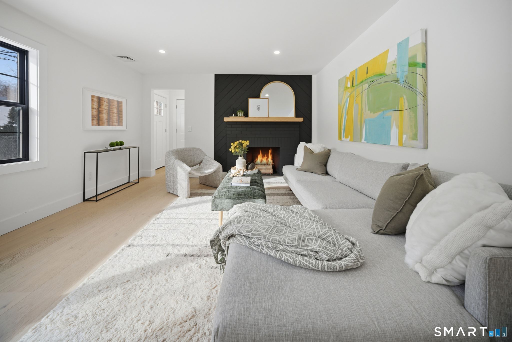 Photo 13 of 101 Parade Hill Road, New Canaan, CT