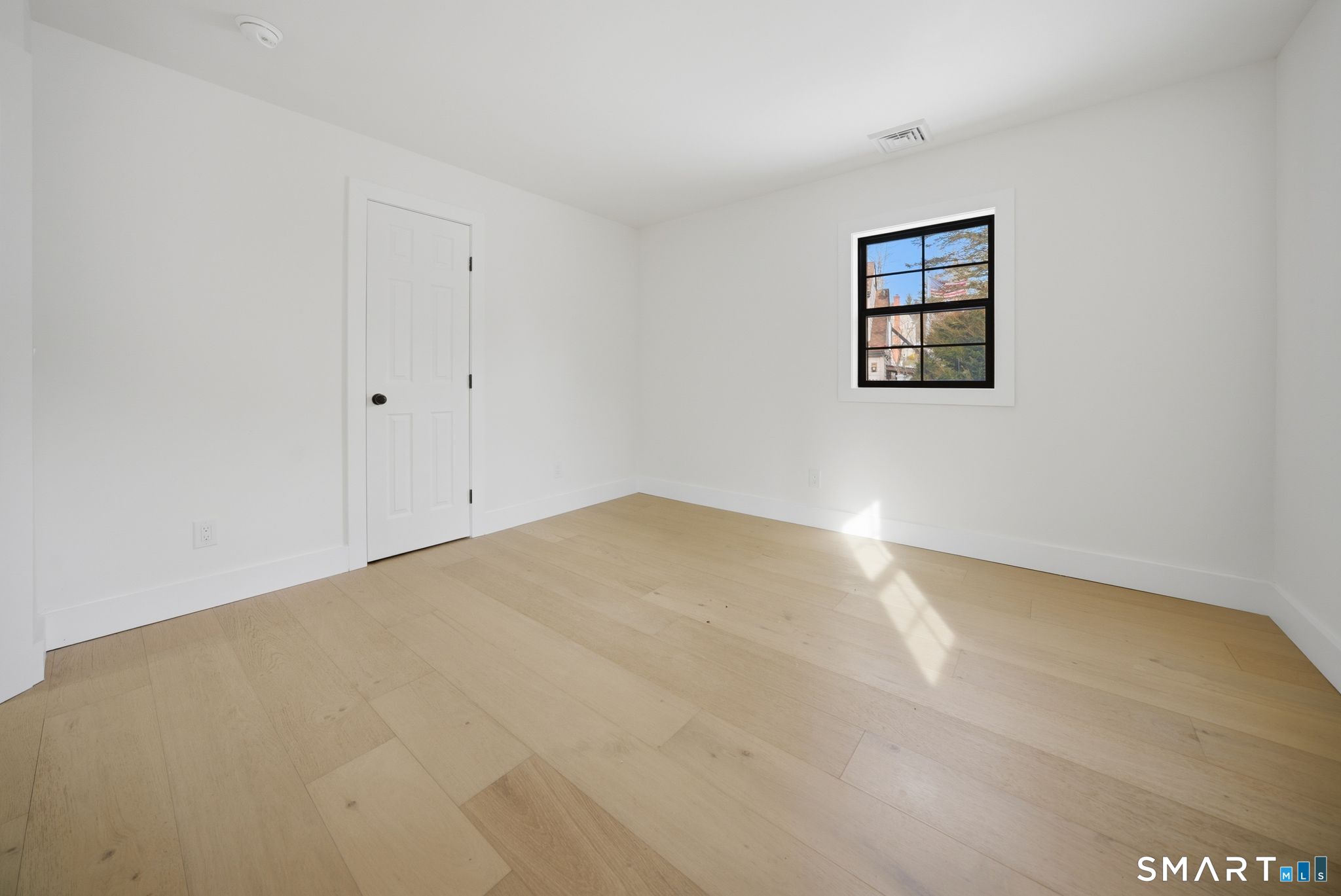 Photo 29 of 101 Parade Hill Road, New Canaan, CT