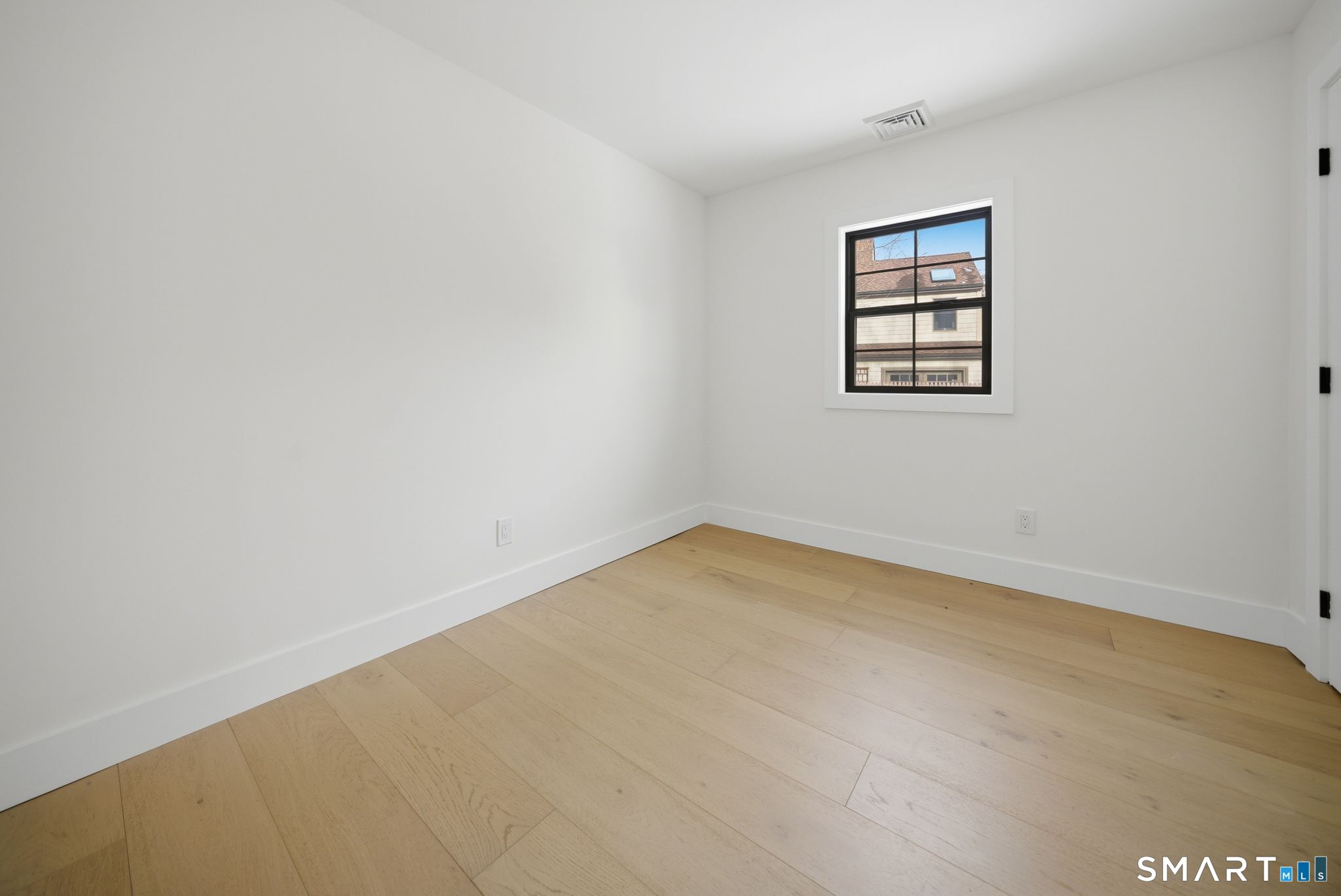 Photo 31 of 101 Parade Hill Road, New Canaan, CT