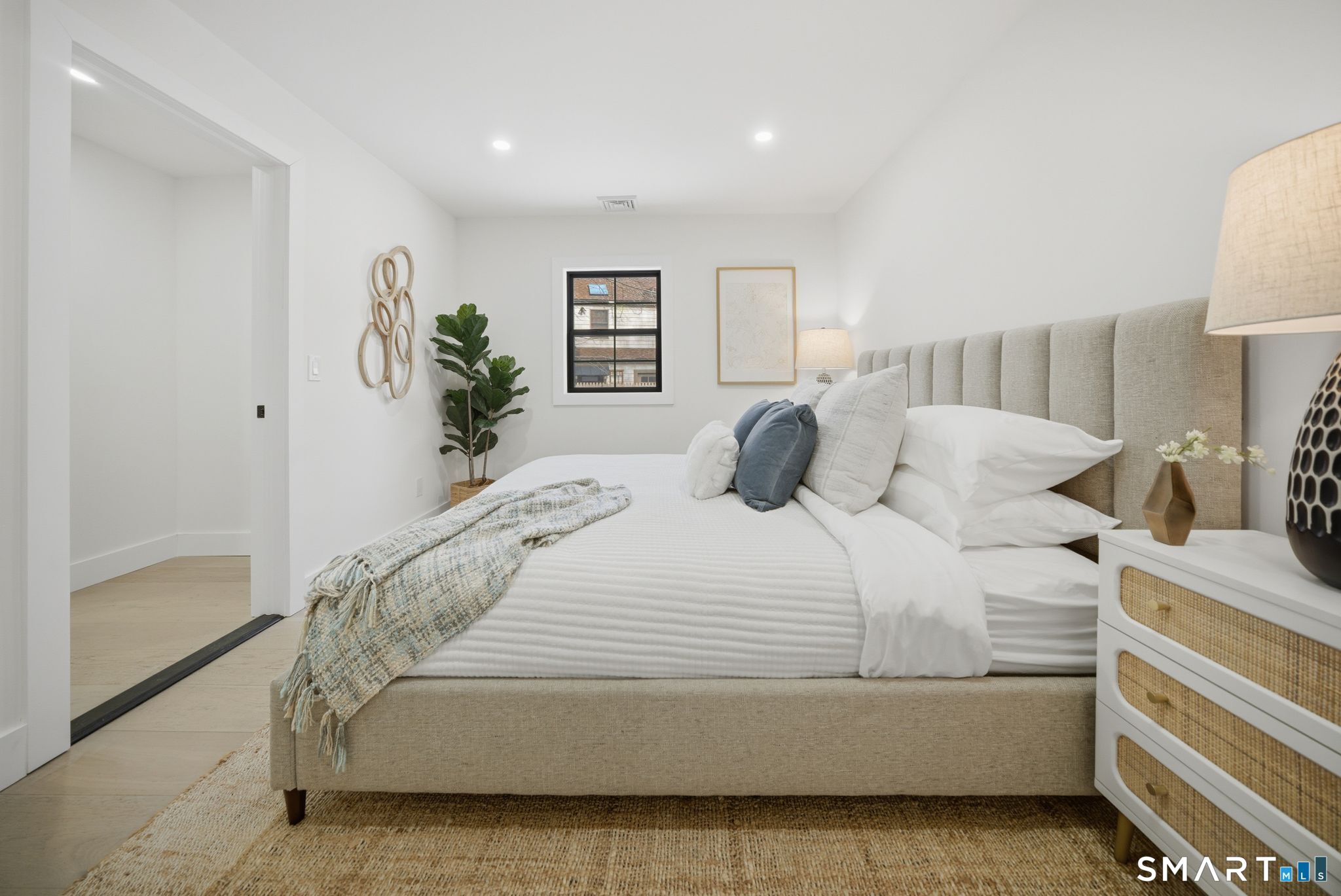 Photo 22 of 101 Parade Hill Road, New Canaan, CT