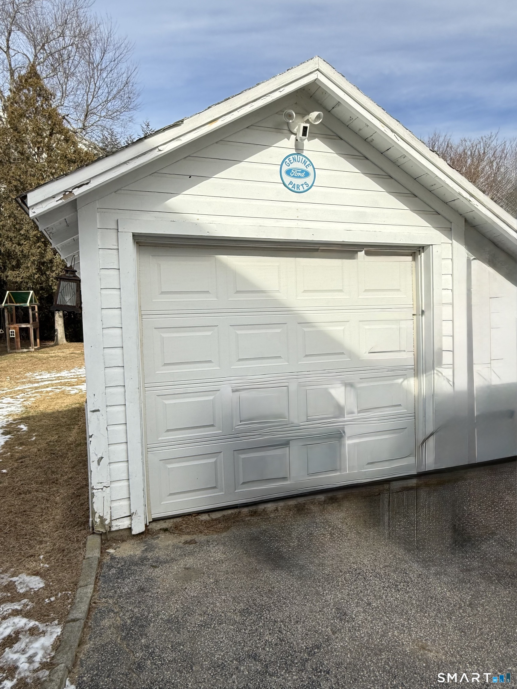 Photo 38 of 2 Harbor View Avenue, Waterford, CT