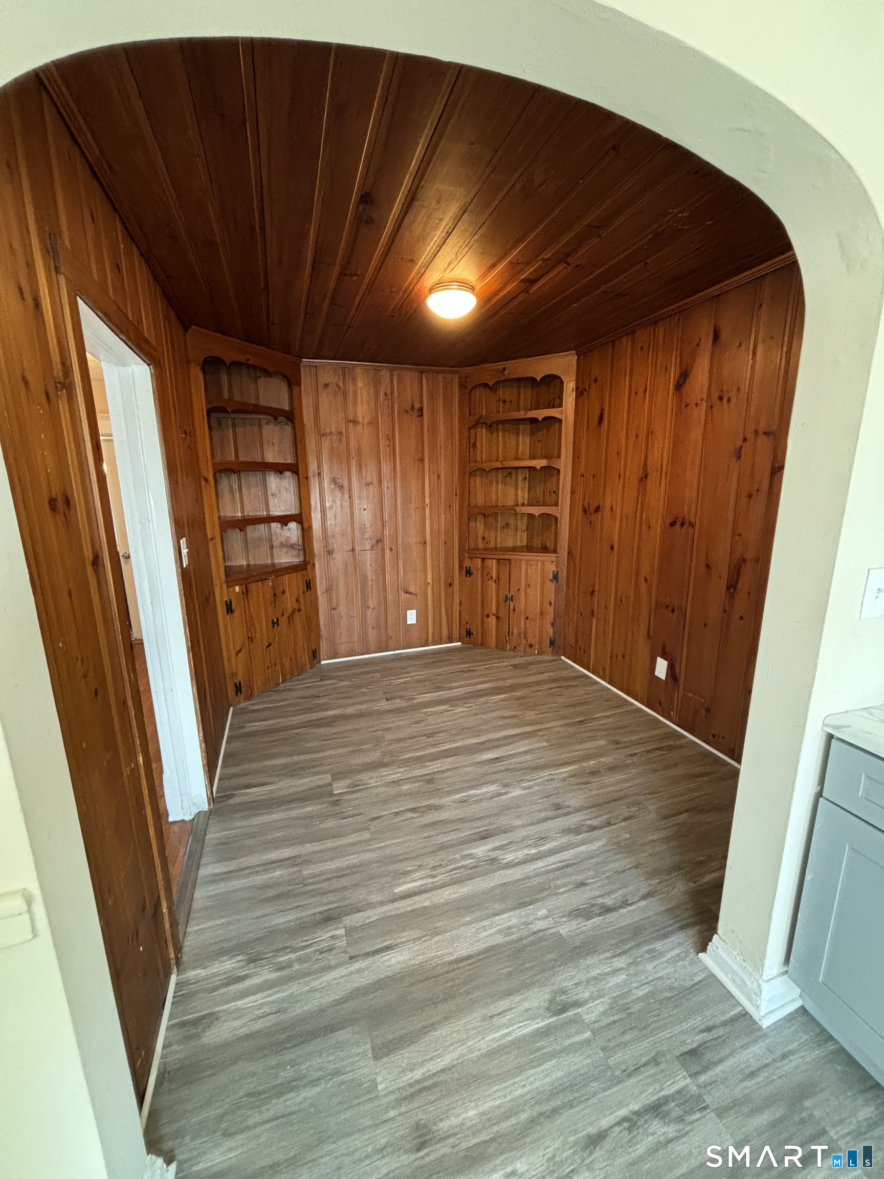 Photo 2 of 409 Main Street, Cromwell, CT