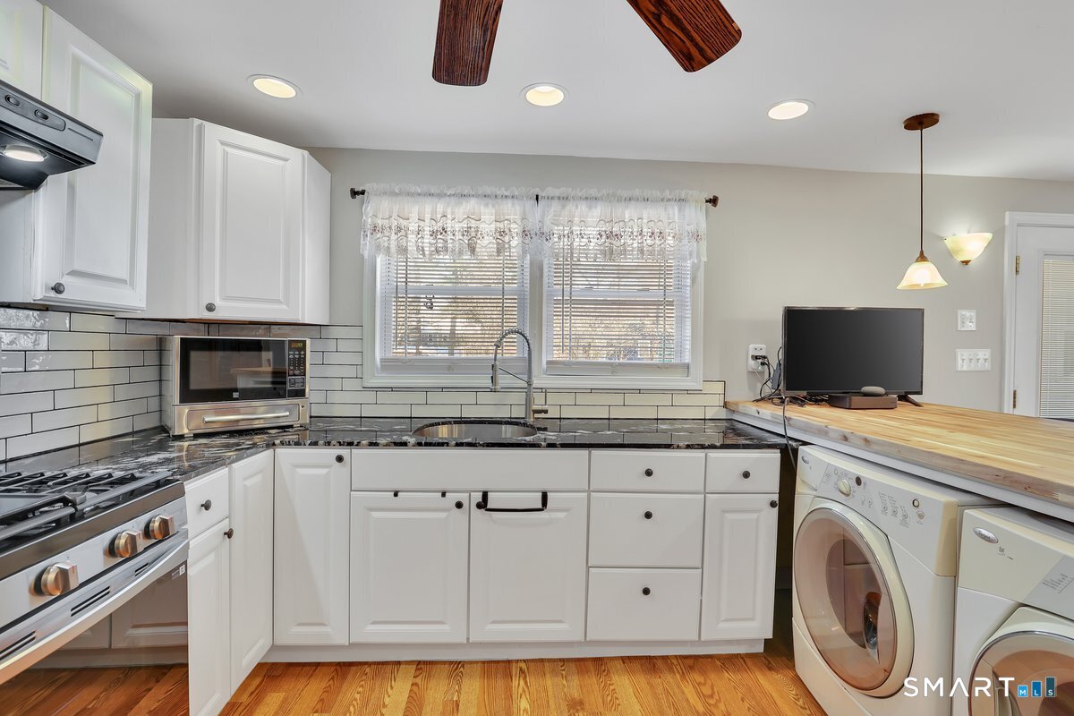 Photo 7 of 156 Reservoir Road, New Britain, CT