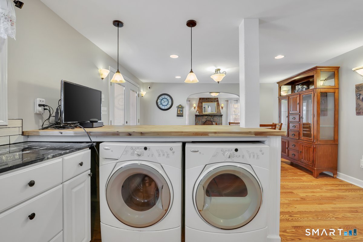 Photo 8 of 156 Reservoir Road, New Britain, CT