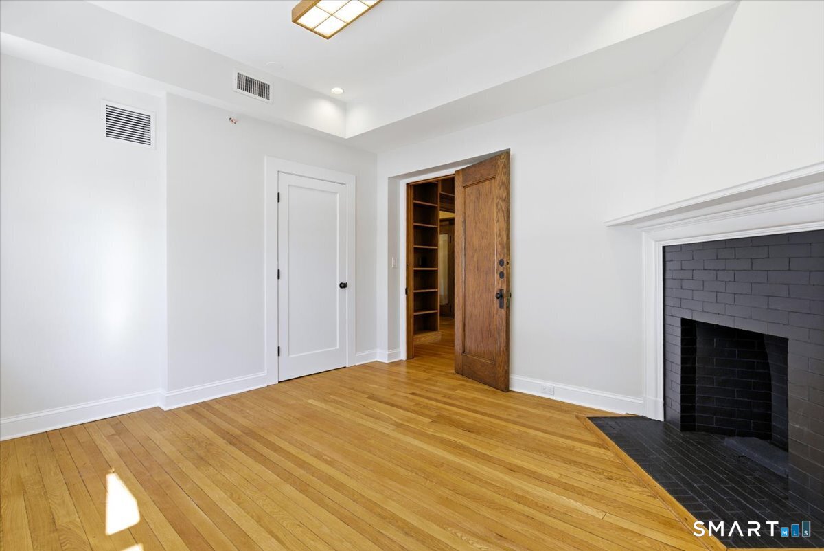 Photo 20 of 2750 Whitney Avenue, Hamden, CT