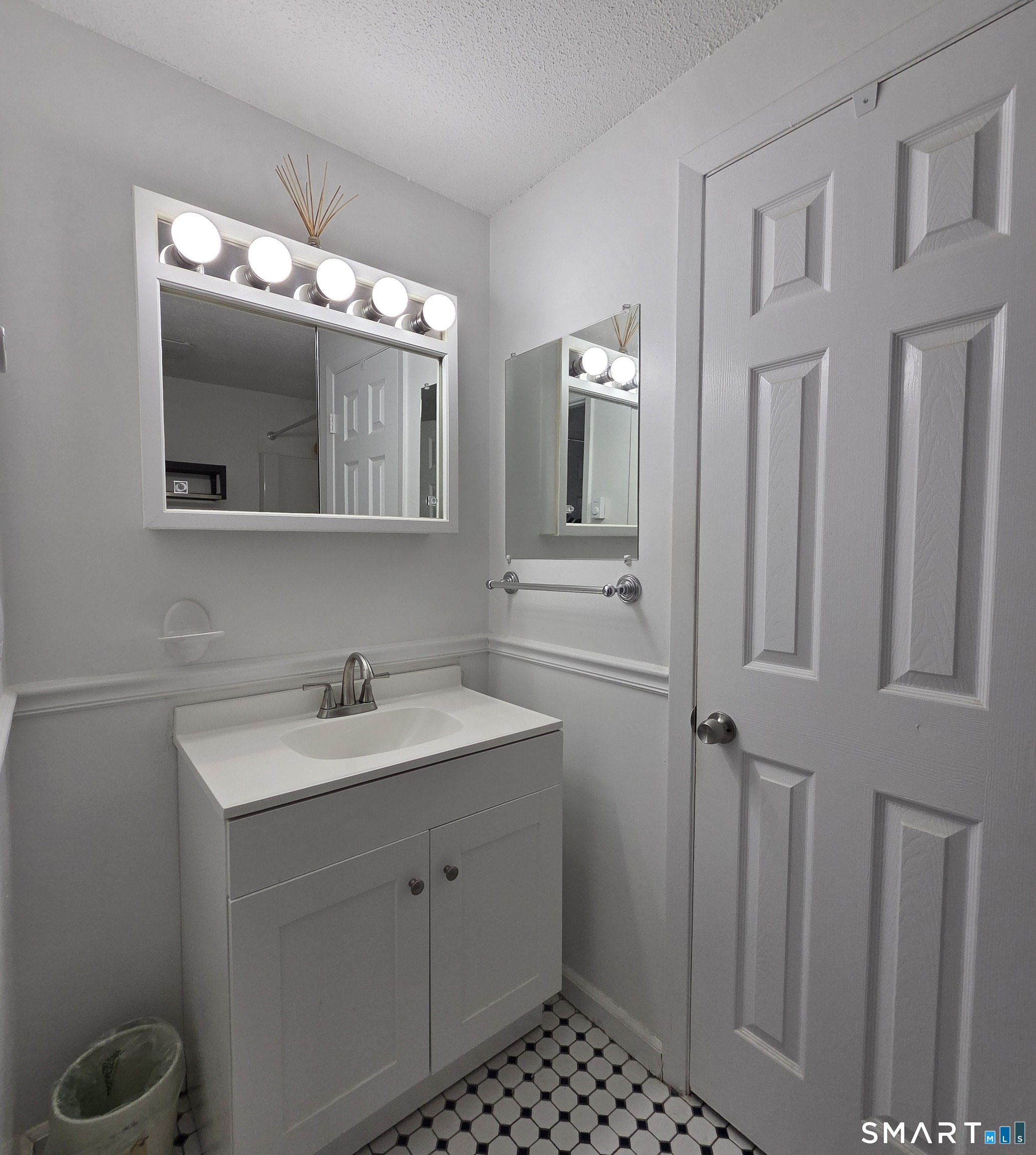 Photo 34 of 7 Padanaram Road, Danbury, CT