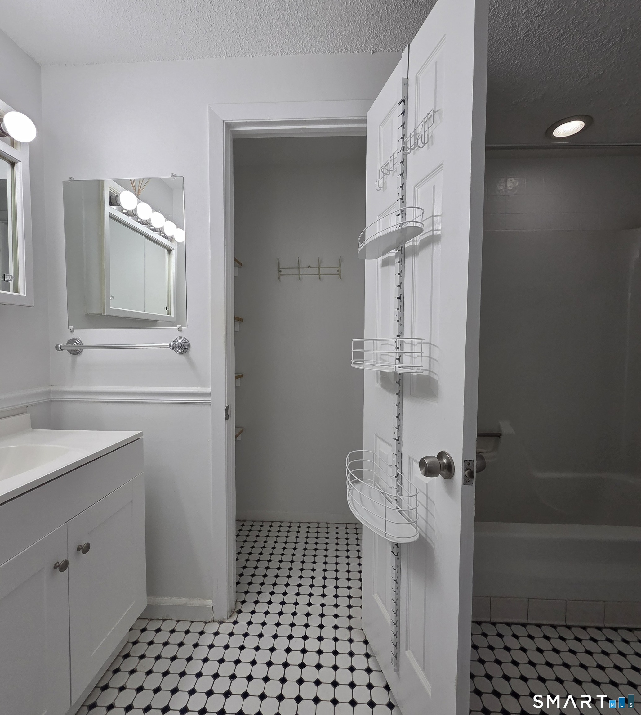 Photo 35 of 7 Padanaram Road, Danbury, CT