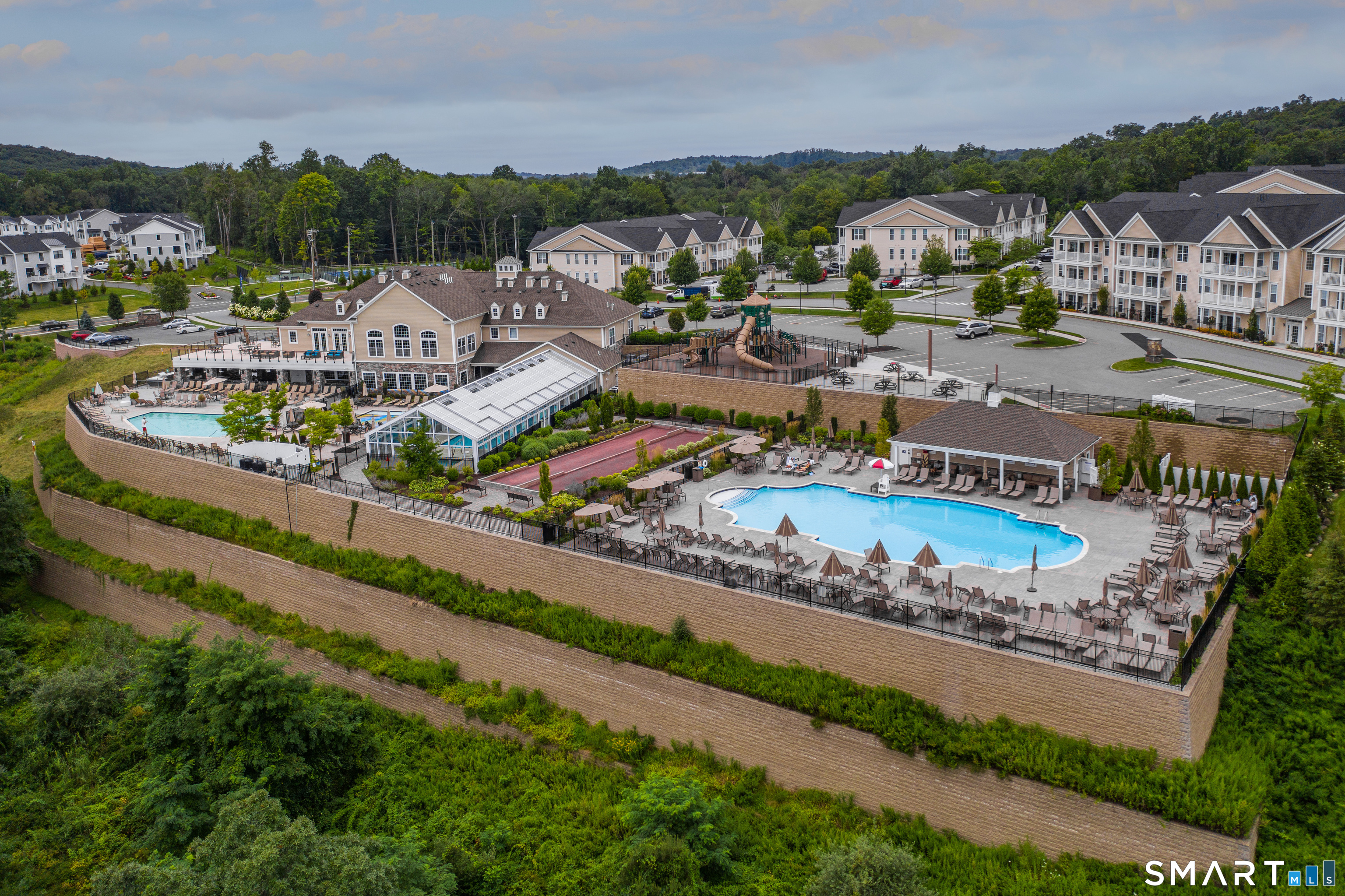 Photo 33 of 203 Center Meadow Lane, Danbury, CT