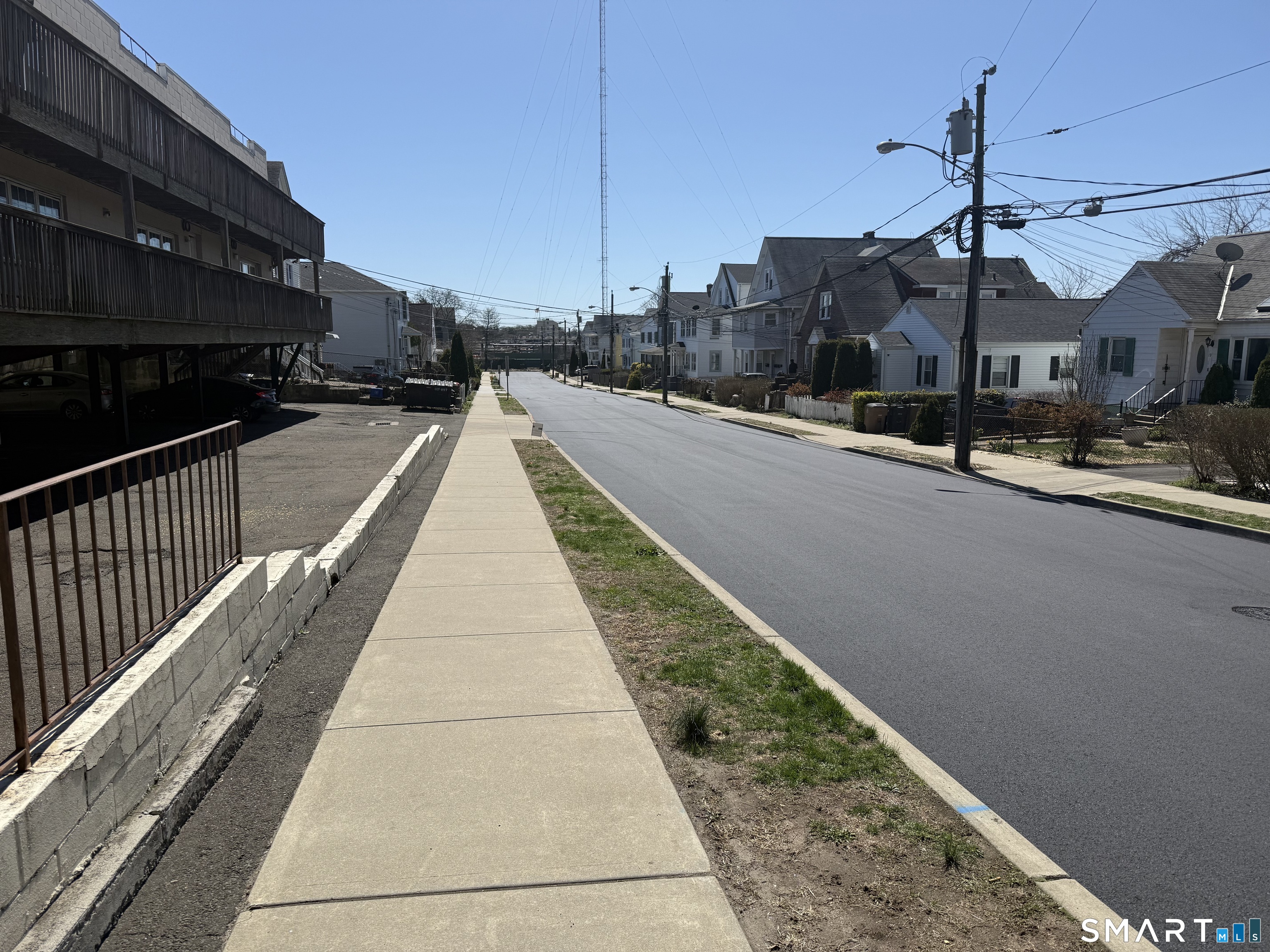 Photo 11 of 8 Wardwell Street, Stamford, CT