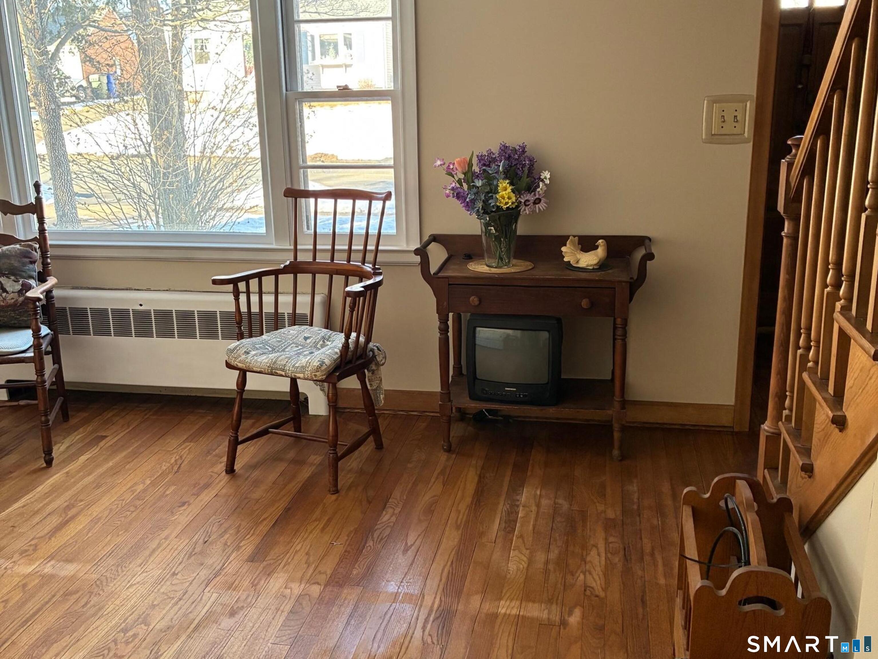 Photo 23 of 27 Harding Avenue, Newington, CT