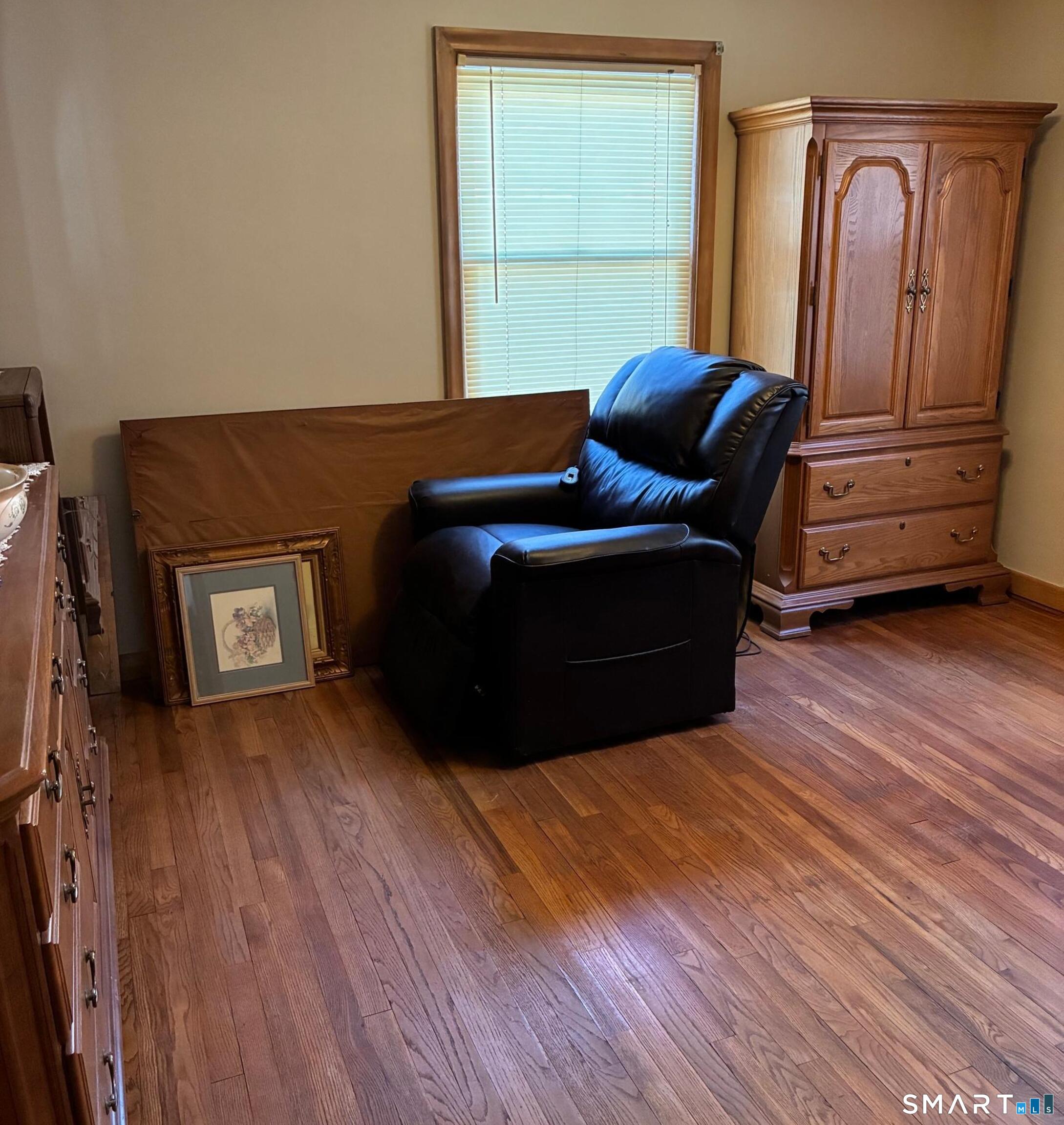 Photo 12 of 27 Harding Avenue, Newington, CT