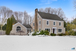 12 Ridgeway Road