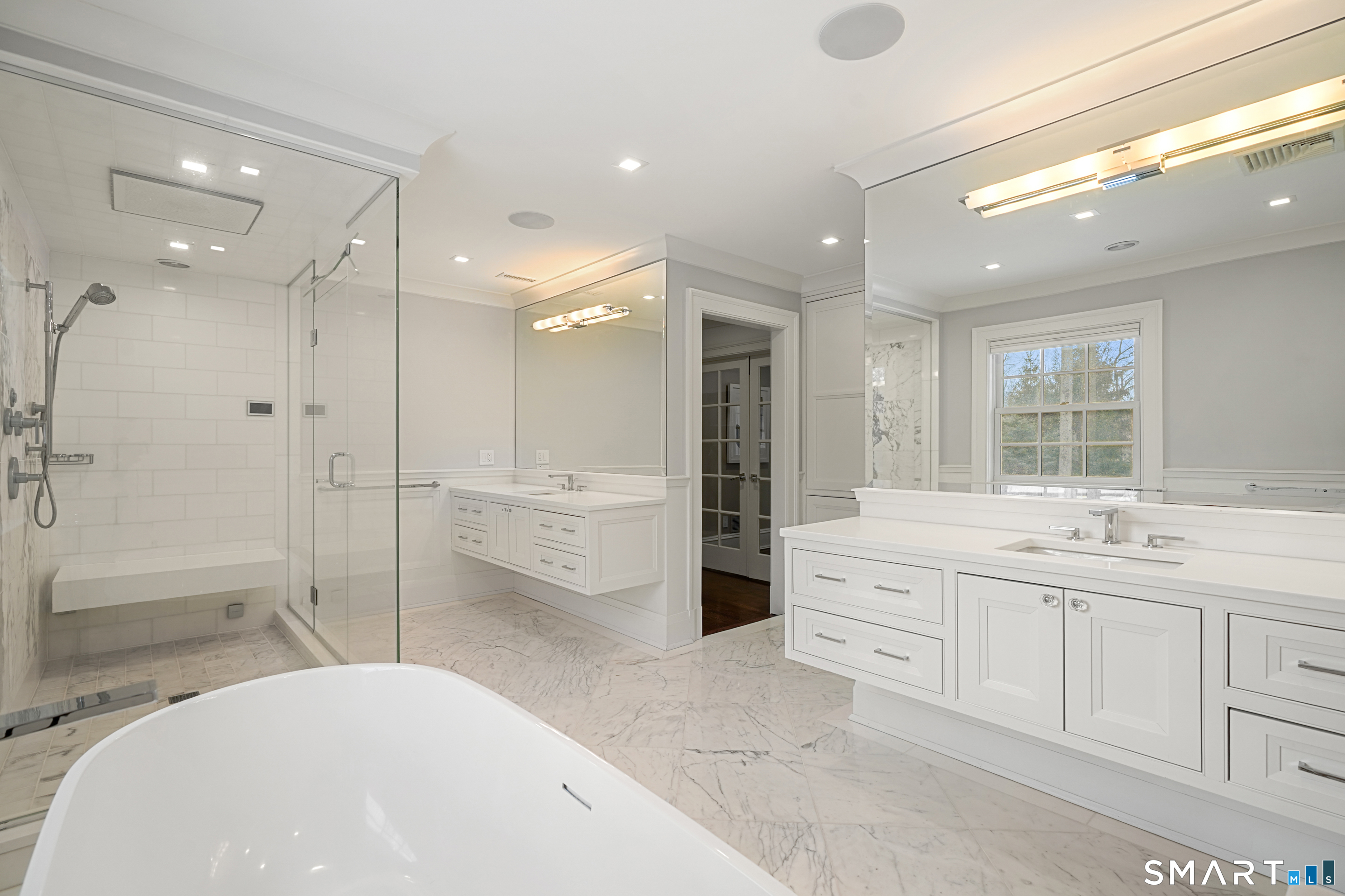 Photo 15 of 10 Wyckham Hill Lane, Greenwich, CT