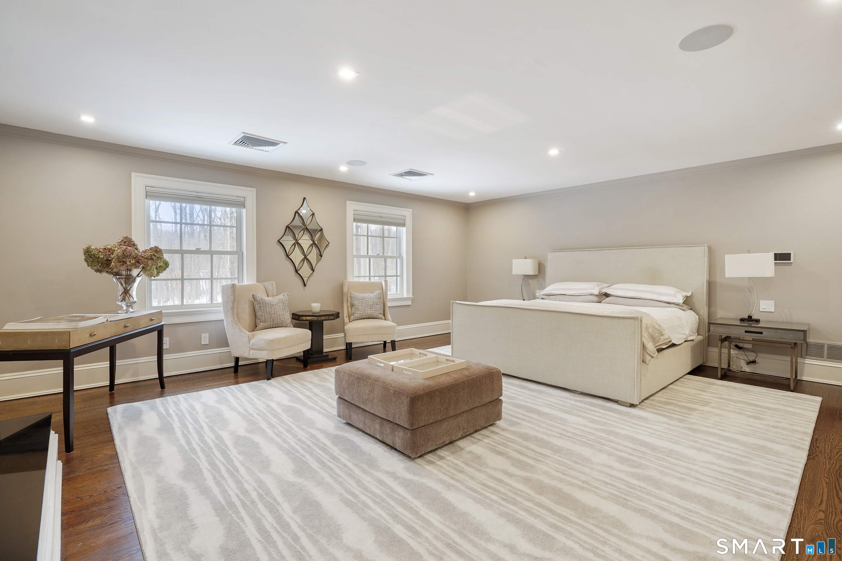 Photo 12 of 10 Wyckham Hill Lane, Greenwich, CT