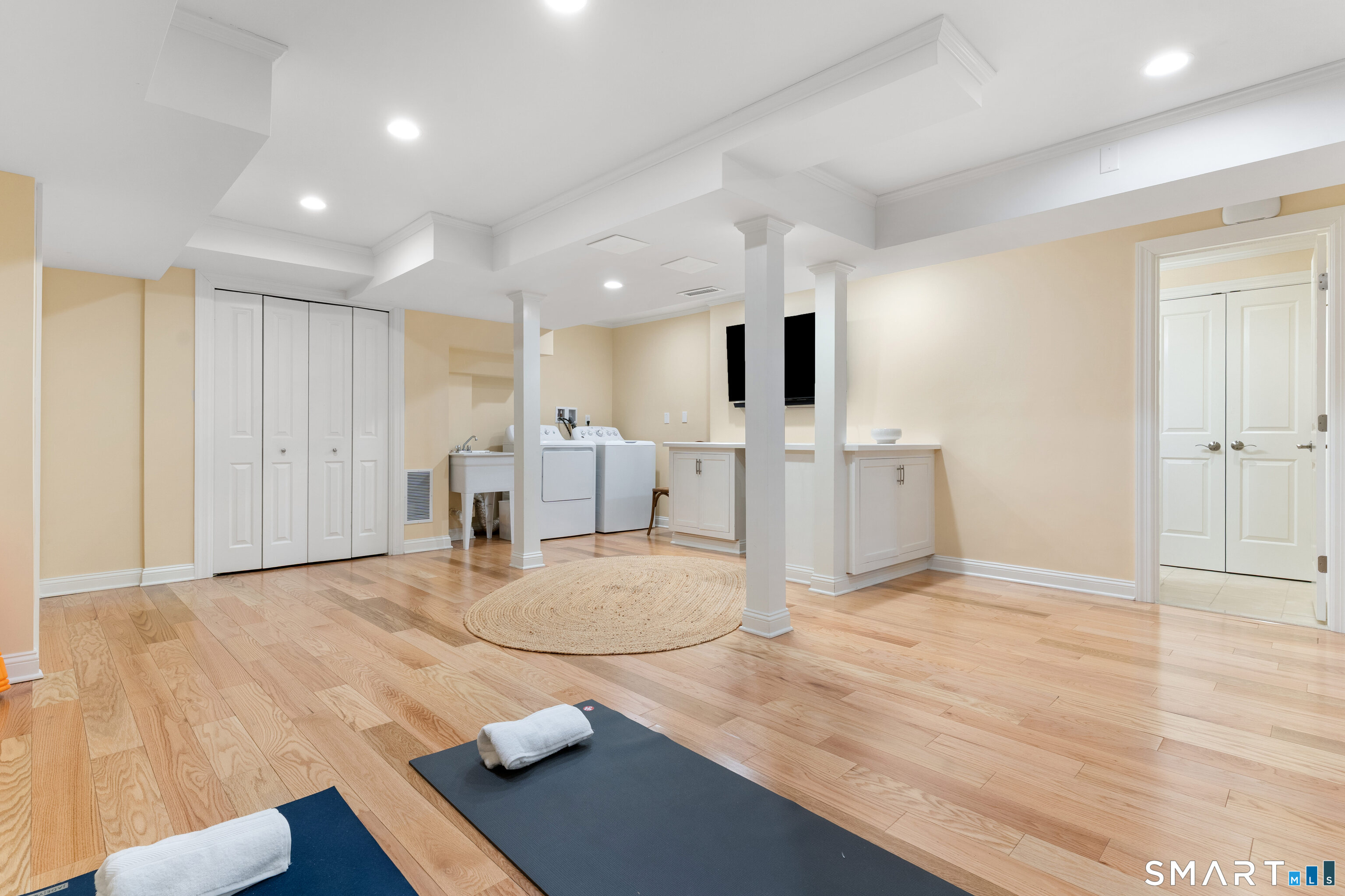 Photo 31 of 40 Ettl Lane, Greenwich, CT