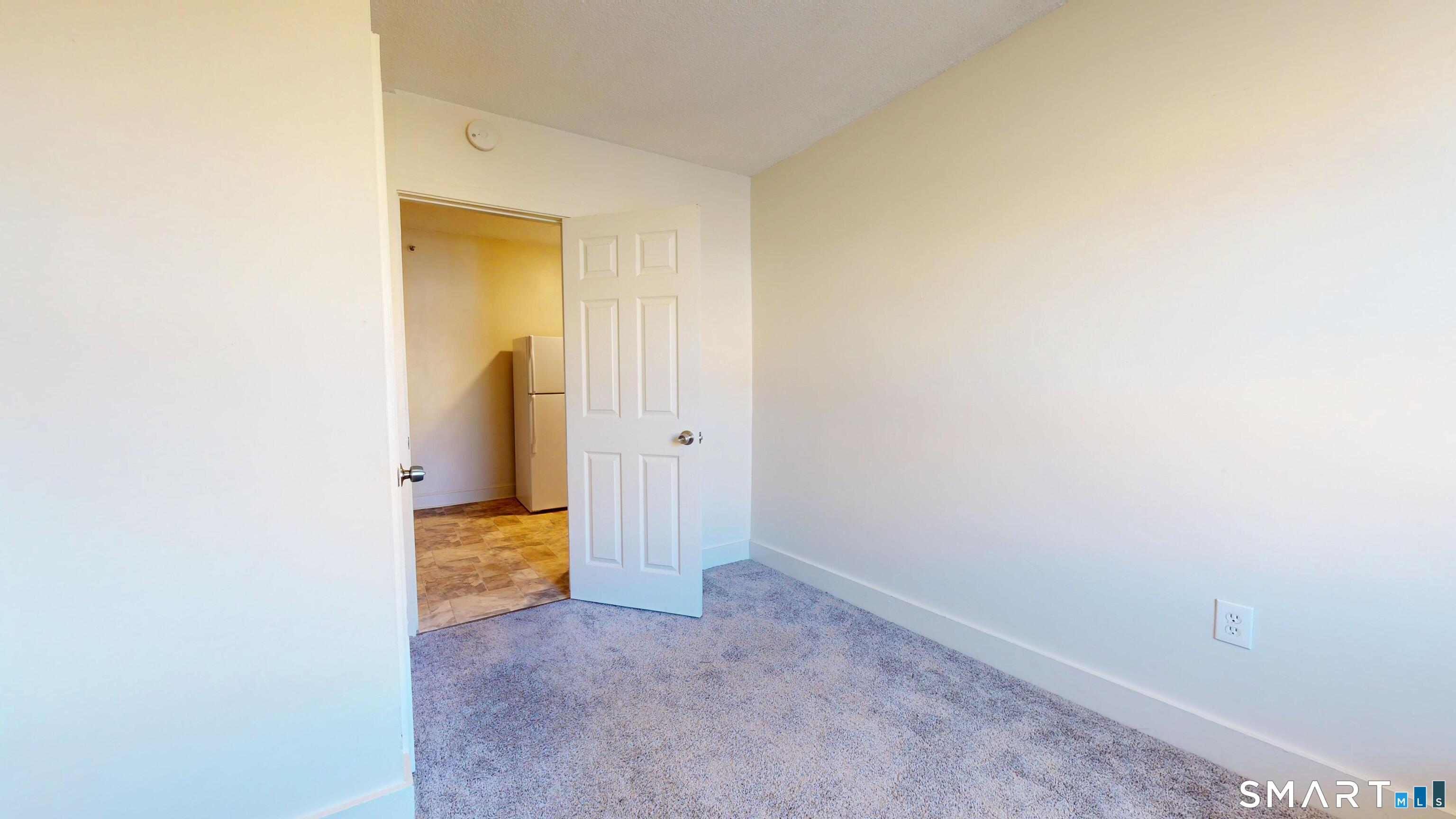 Photo 3 of 666 Main Street, Middletown, CT