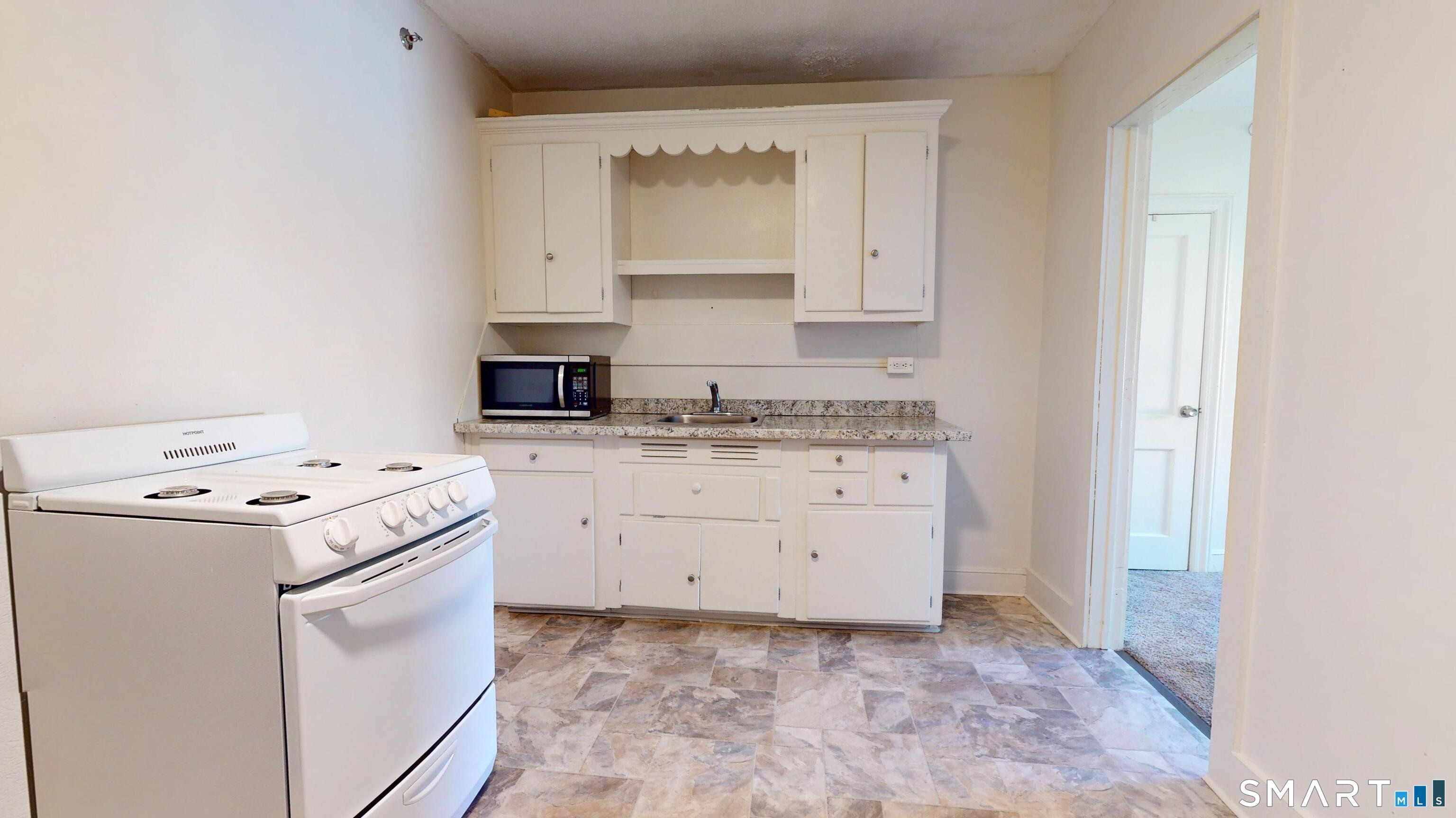 Photo 4 of 666 Main Street, Middletown, CT