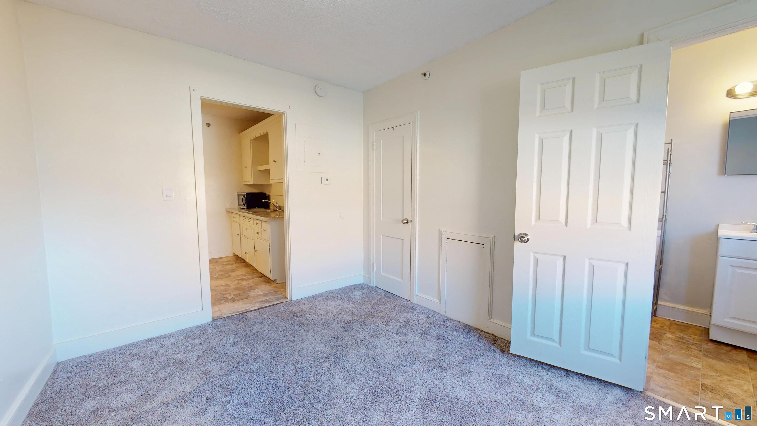 Photo 5 of 666 Main Street, Middletown, CT