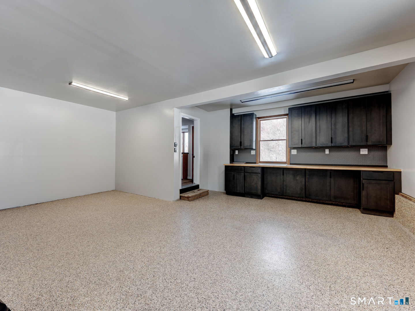 Photo 36 of 18 Wesley Road, East Windsor, CT