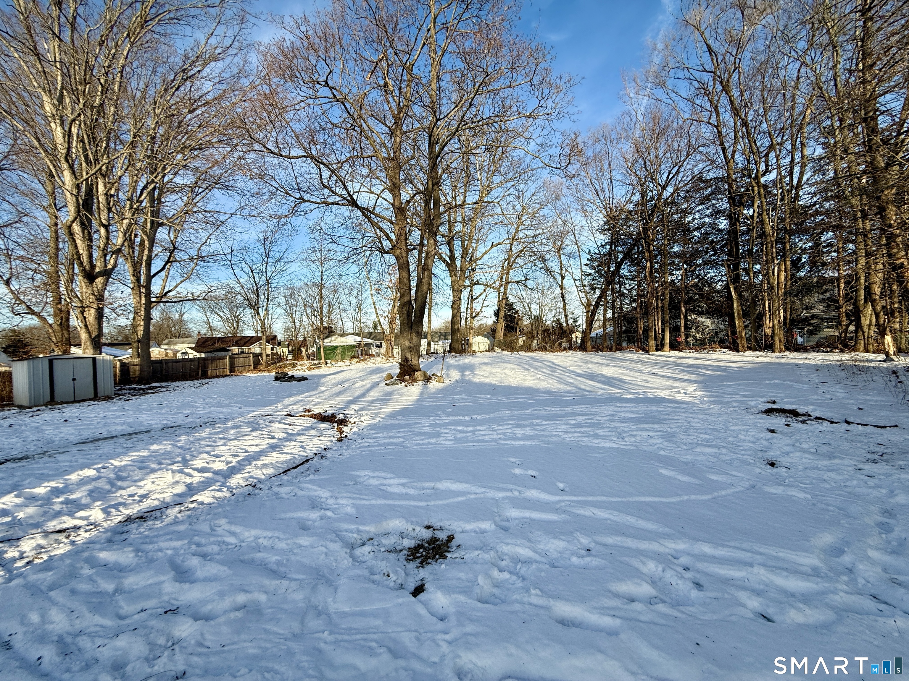 Homes for sale in New Britain, CT | 51 Kenyon Cir, New Britain, CT 06053 | MLS# 24150516