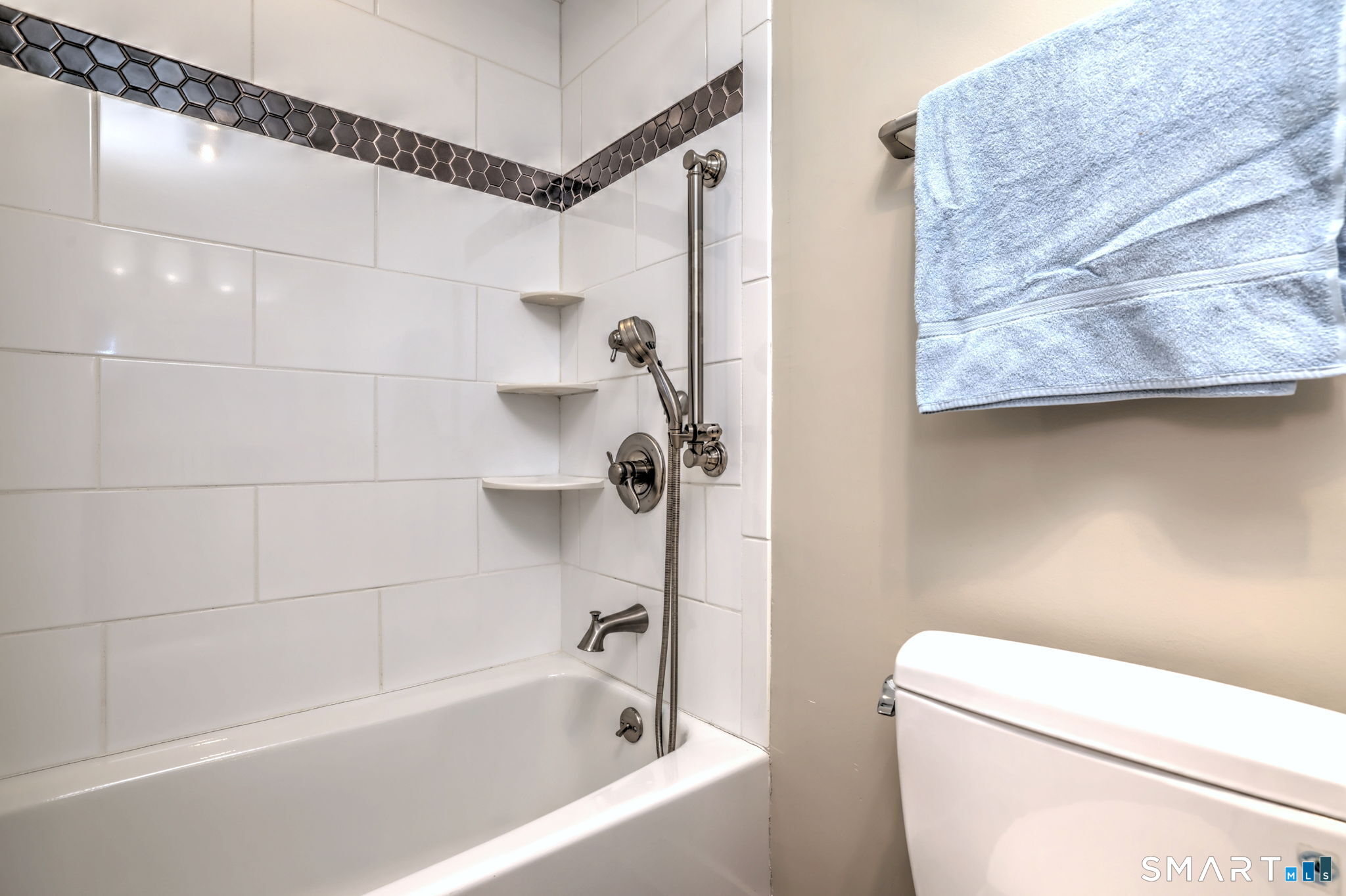 Photo 14 of 160 Brittany Farms Road, New Britain, CT