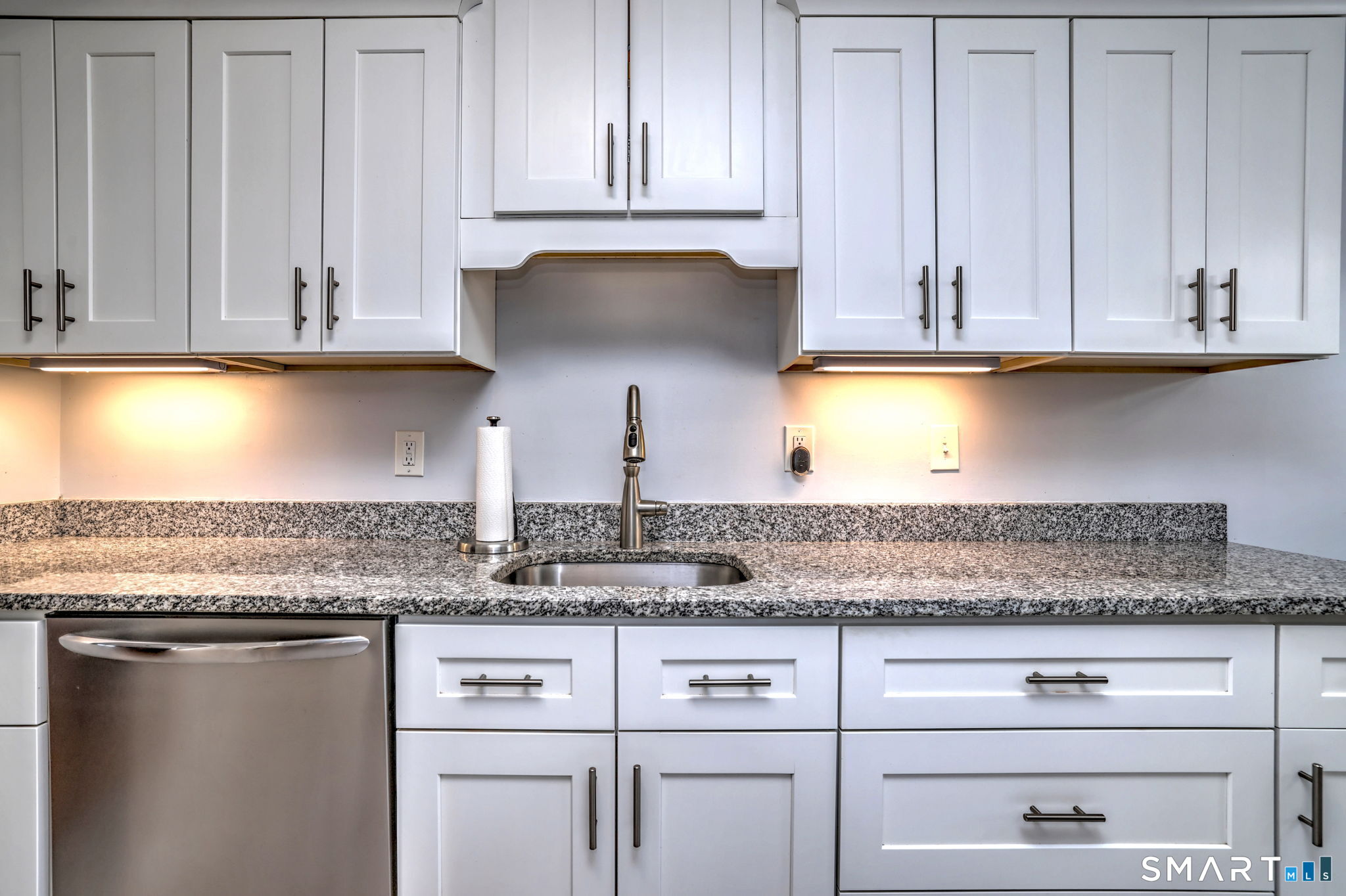 Photo 4 of 160 Brittany Farms Road, New Britain, CT